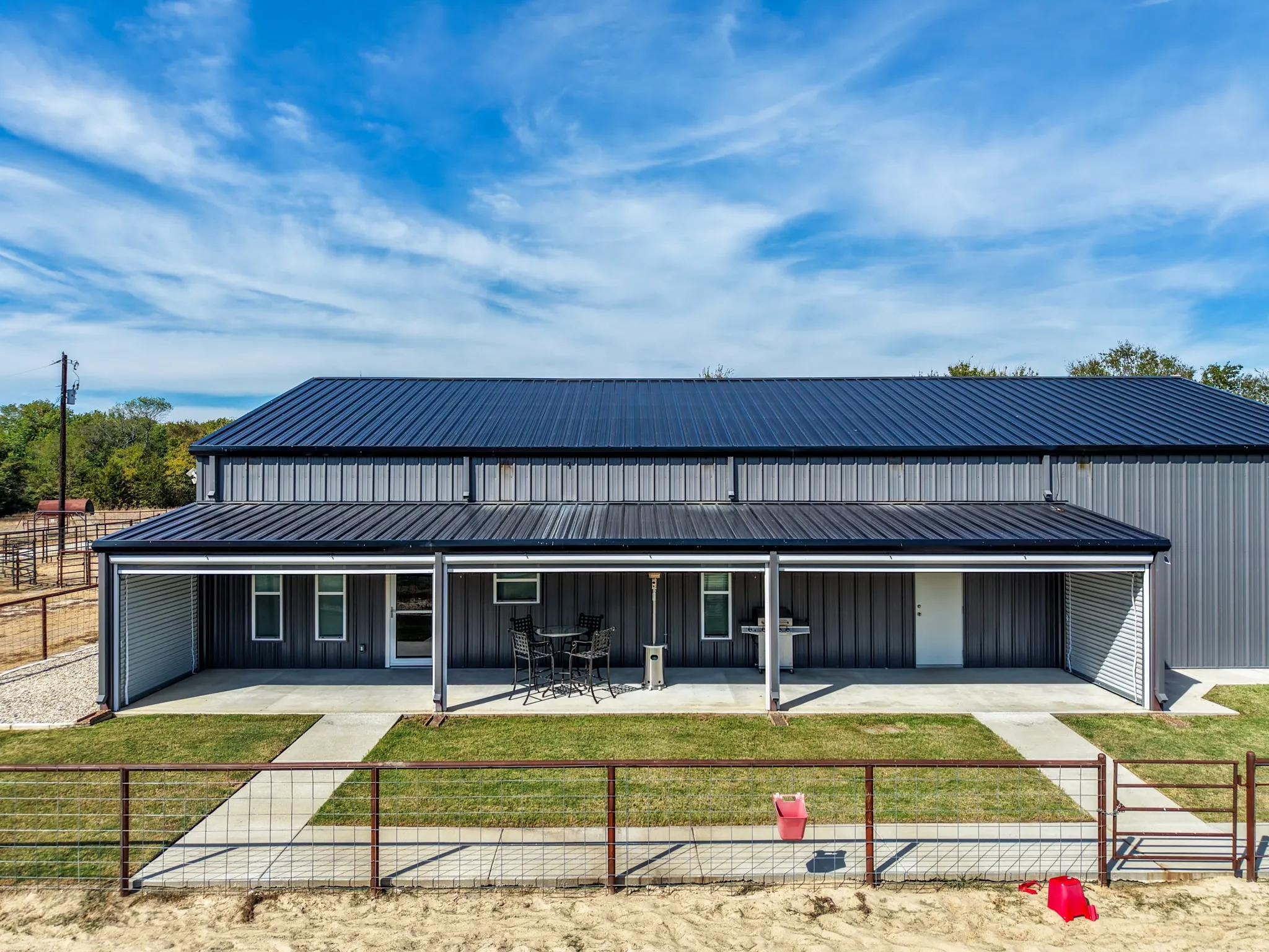 Farm For Sale in Hopkins County , 297 County Road 4820, Sulphur Springs, Texas 75482, 2 Bedroom, 2 Bathroom, 2 Garage spaces, 1,360 Sqft, built in 2023, mls#21398713, Real Estate Agent in Sulphur Springs, Homes For Sale in Hopkins county, Homes For Sale in Sulphur Springs, Realtor in Sulphur Springs Texas, Real Estate Brokerage Independent Realty Texas, Luminita Cordes Realtor