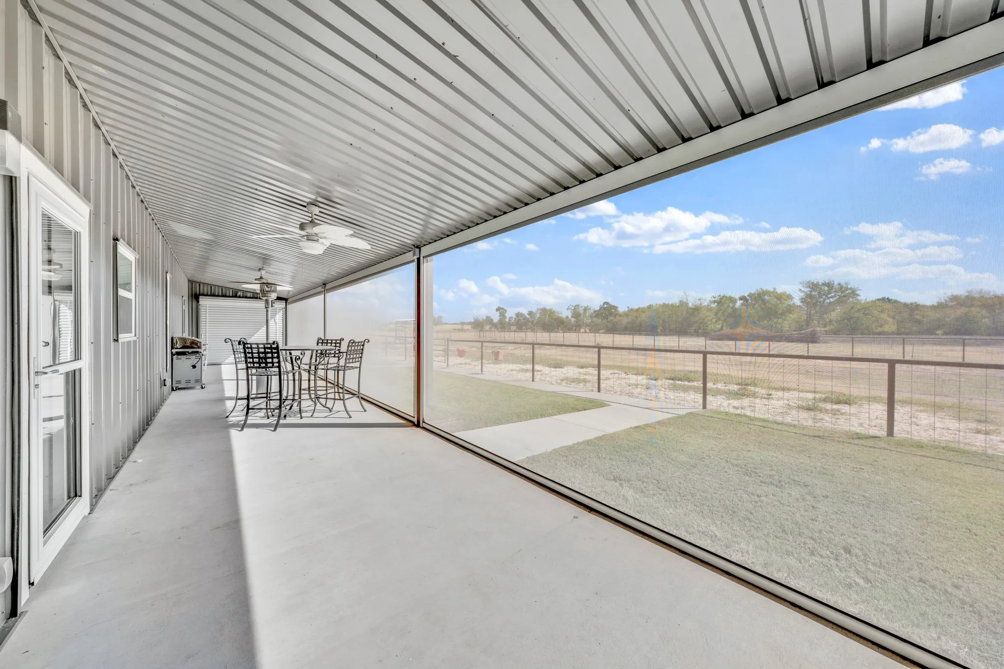 Farm For Sale in Hopkins County , 297 County Road 4820, Sulphur Springs, Texas 75482, 2 Bedroom, 2 Bathroom, 2 Garage spaces, 1,360 Sqft, built in 2023, mls#21398713, Real Estate Agent in Sulphur Springs, Homes For Sale in Hopkins county, Homes For Sale in Sulphur Springs, Realtor in Sulphur Springs Texas, Real Estate Brokerage Independent Realty Texas, Luminita Cordes Realtor