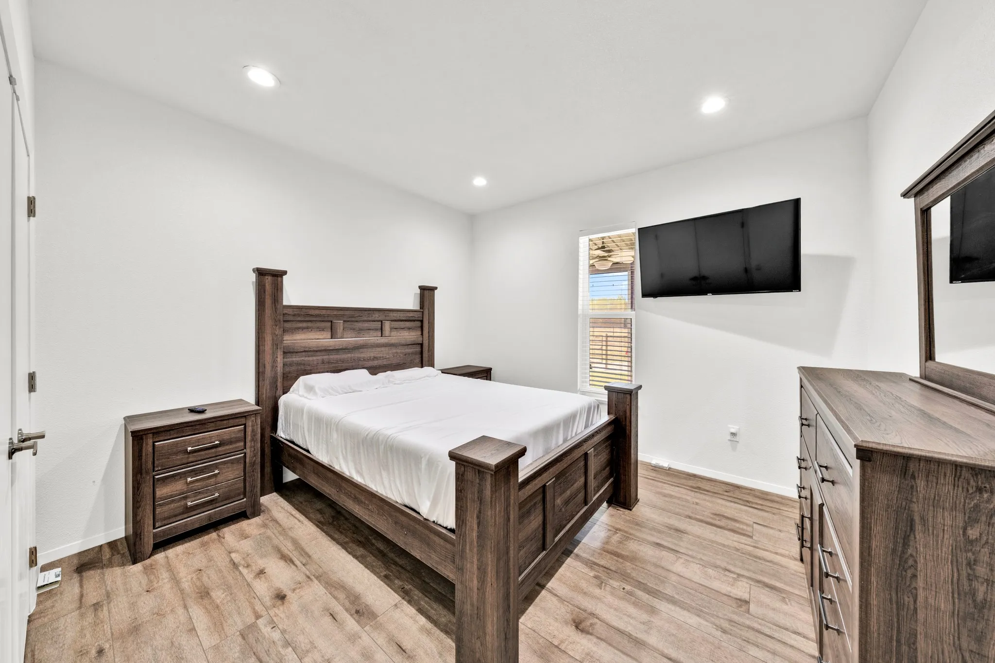 Farm For Sale in Hopkins County , 297 County Road 4820, Sulphur Springs, Texas 75482, 2 Bedroom, 2 Bathroom, 2 Garage spaces, 1,360 Sqft, built in 2023, mls#21398713, Real Estate Agent in Sulphur Springs, Homes For Sale in Hopkins county, Homes For Sale in Sulphur Springs, Realtor in Sulphur Springs Texas, Real Estate Brokerage Independent Realty Texas, Luminita Cordes Realtor