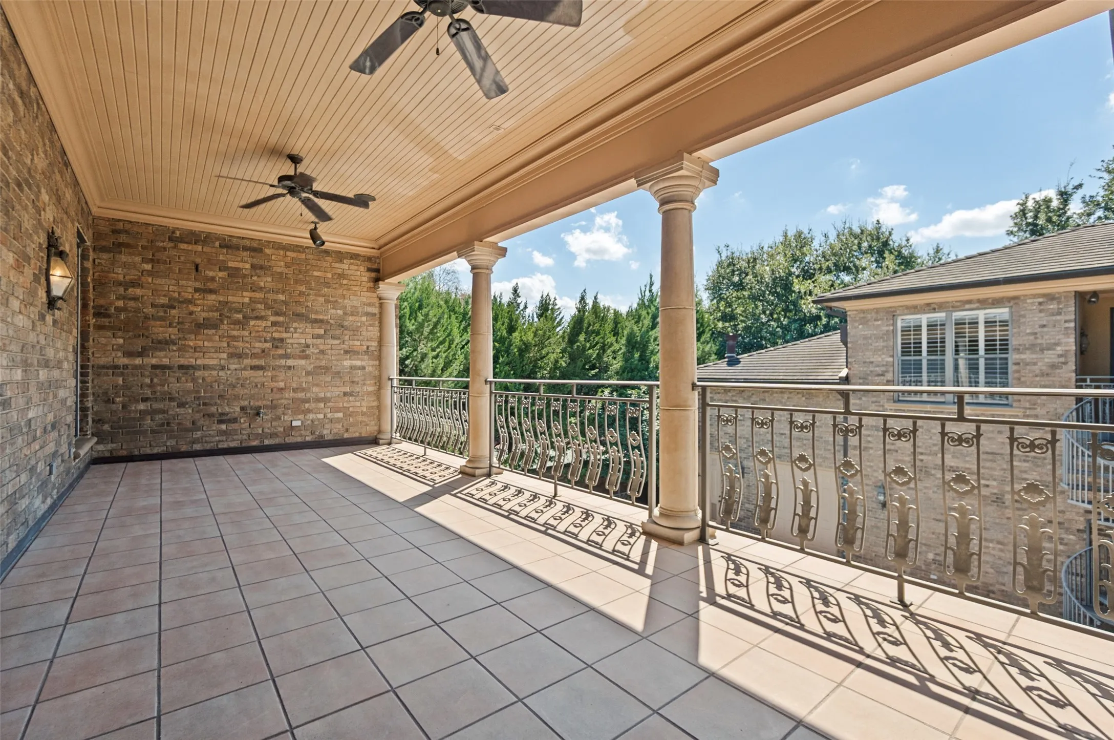 Single Family Residence For Sale in Dallas County , 3817 Miramar Avenue, Highland Park, Texas 75205, 5 Bedroom, 7 Bathroom, 4 Garage spaces, 8,796 Sqft, built in 1994, mls#21393376, Real Estate Agent in Highland Park, Homes For Sale in Dallas county, Homes For Sale in Highland Park, Realtor in Highland Park Texas, Real Estate Brokerage Independent Realty Texas, Luminita Cordes Realtor
