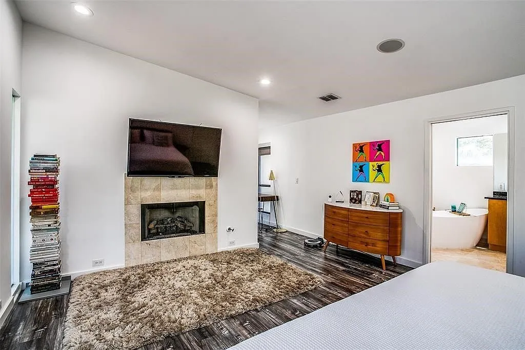 Townhouse For Rent in Dallas County , 4230 Munger Avenue C, Dallas, Texas 75204, 2 Bedroom, 3 Bathroom, 1 Garage spaces, 2,116 Sqft, built in 2005, mls#21402542, Real Estate Agent in Dallas, Homes For Rent in Dallas county, Homes For Rent in Dallas, Realtor in Dallas Texas, Real Estate Brokerage Independent Realty Texas, Luminita Cordes Realtor