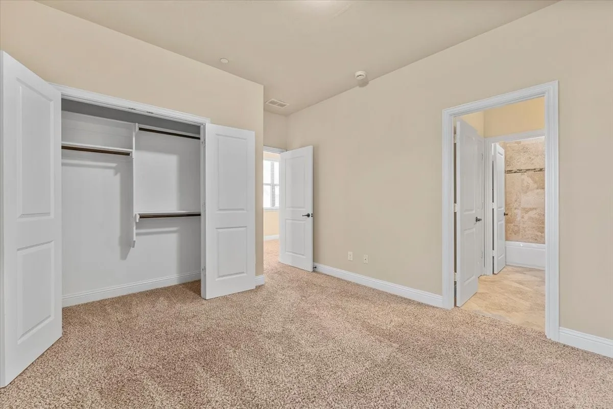 Single Family Residence For Rent in Denton County , 290 Almanor Street, Lewisville, Texas 75056, 3 Bedroom, 4 Bathroom, 2 Garage spaces, 2,079 Sqft, built in 2017, mls#21401702, Real Estate Agent in Lewisville, Homes For Rent in Denton county, Homes For Rent in Lewisville, Realtor in Lewisville Texas, Real Estate Brokerage Independent Realty Texas, Luminita Cordes Realtor