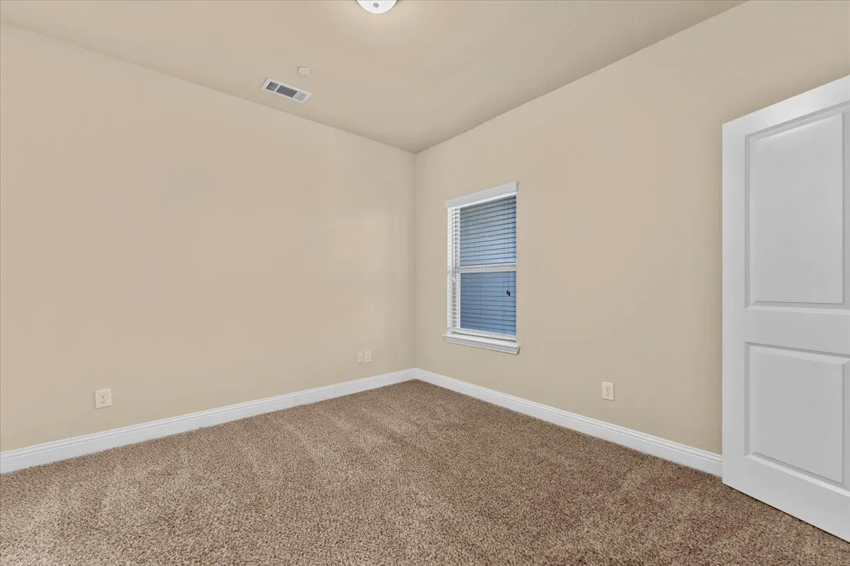 Single Family Residence For Rent in Denton County , 290 Almanor Street, Lewisville, Texas 75056, 3 Bedroom, 4 Bathroom, 2 Garage spaces, 2,079 Sqft, built in 2017, mls#21401702, Real Estate Agent in Lewisville, Homes For Rent in Denton county, Homes For Rent in Lewisville, Realtor in Lewisville Texas, Real Estate Brokerage Independent Realty Texas, Luminita Cordes Realtor