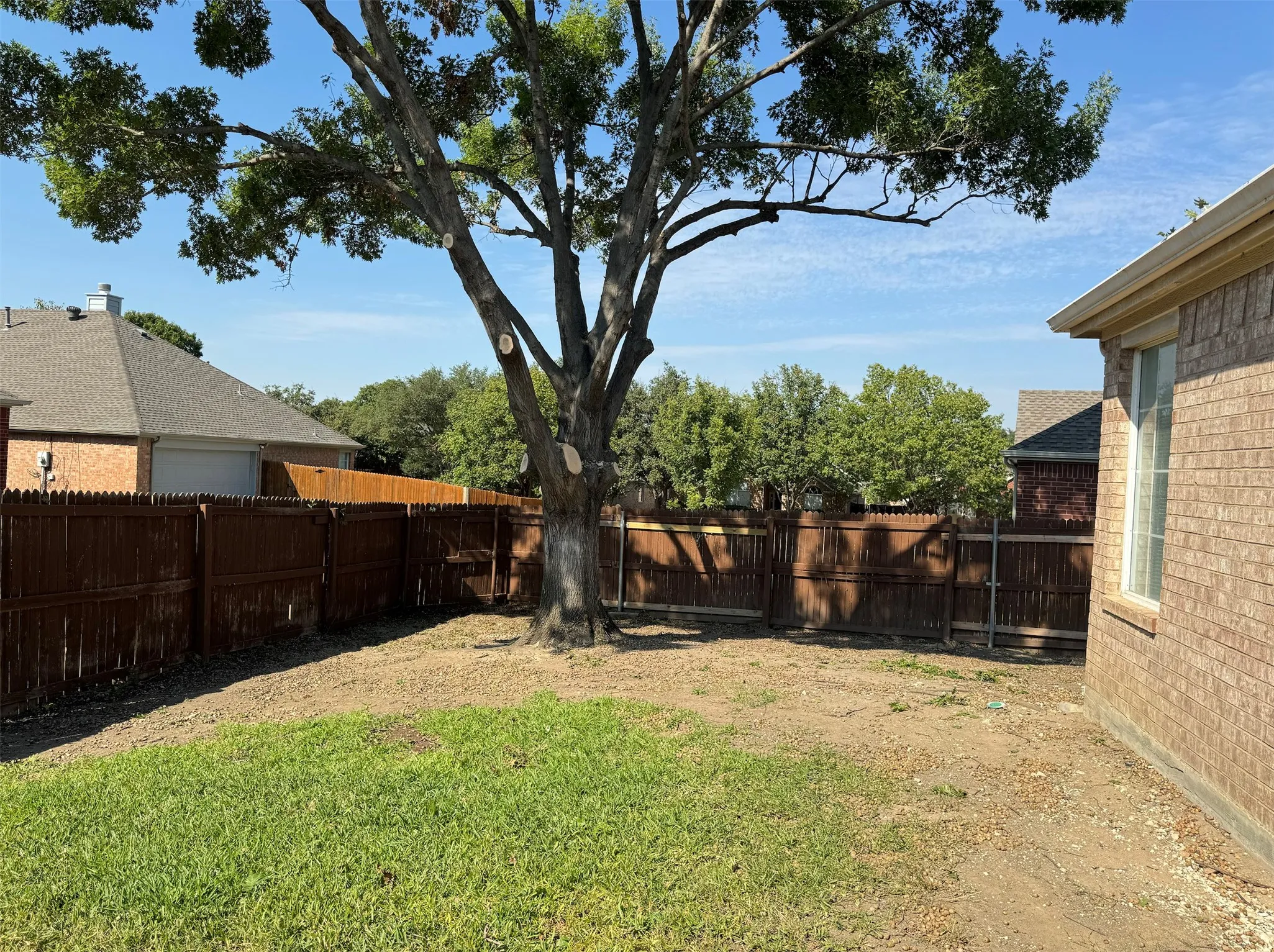 Single Family Residence For Rent in Collin County , 6721 Candlecreek Lane, Plano, Texas 75024, 3 Bedroom, 2 Bathroom, 2 Garage spaces, 1,827 Sqft, built in 1996, mls#21401790, Real Estate Agent in Plano, Homes For Rent in Collin county, Homes For Rent in Plano, Realtor in Plano Texas, Real Estate Brokerage Independent Realty Texas, Luminita Cordes Realtor