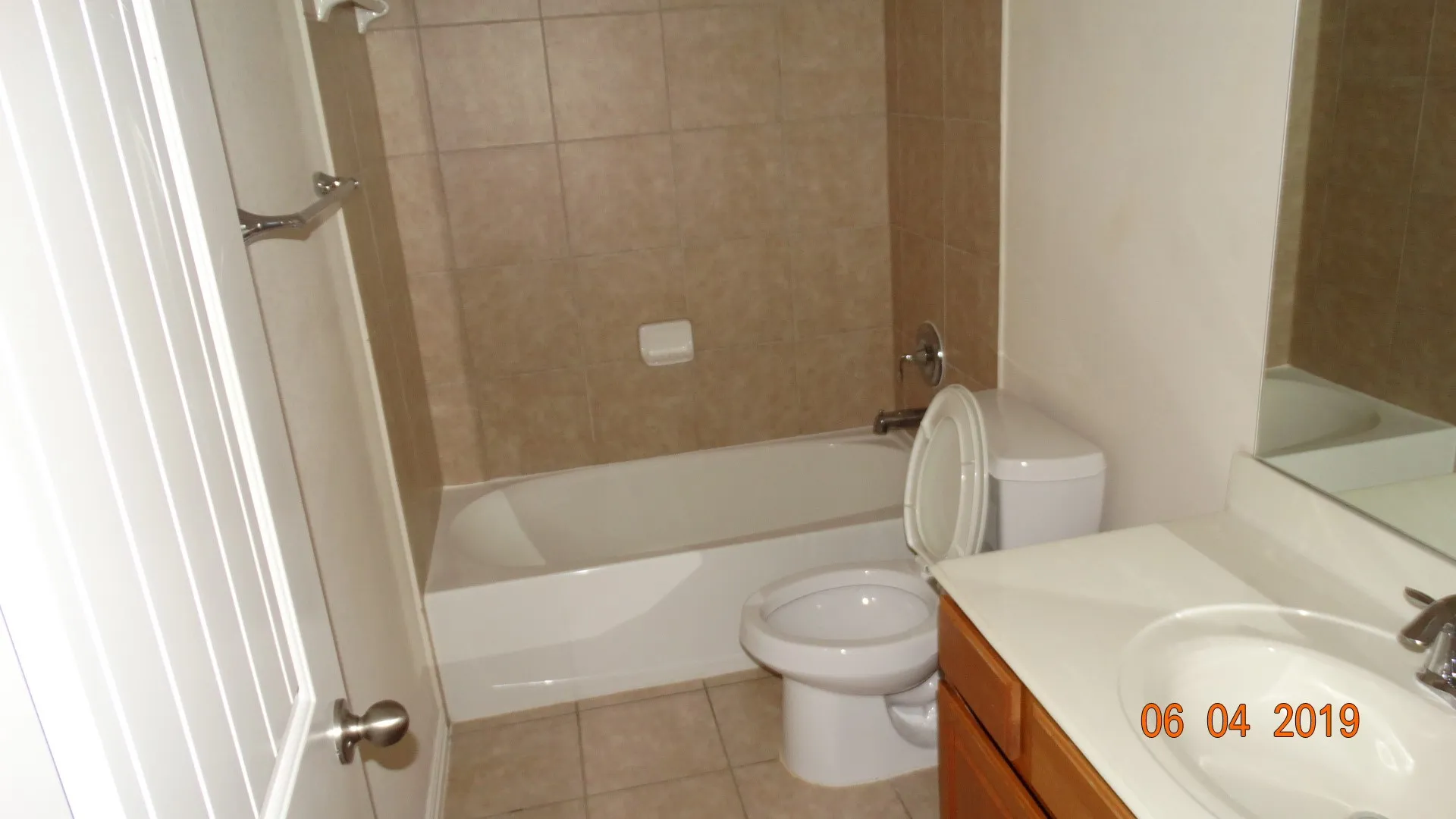 Single Family Residence For Rent in Collin County , 3412 PORTER CREEK, Plano, Texas 75025, 3 Bedroom, 3 Bathroom, 2 Garage spaces, 2,229 Sqft, built in 2010, mls#21402547, Real Estate Agent in Plano, Homes For Rent in Collin county, Homes For Rent in Plano, Realtor in Plano Texas, Real Estate Brokerage Independent Realty Texas, Luminita Cordes Realtor