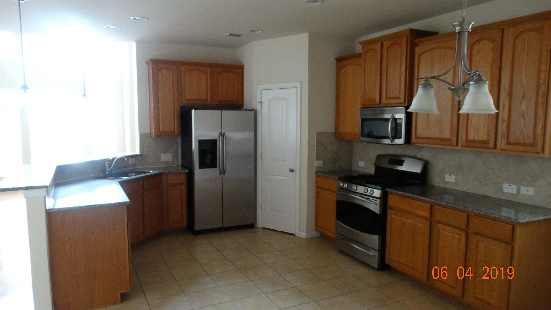 Single Family Residence For Rent in Collin County , 3412 PORTER CREEK, Plano, Texas 75025, 3 Bedroom, 3 Bathroom, 2 Garage spaces, 2,229 Sqft, built in 2010, mls#21402547, Real Estate Agent in Plano, Homes For Rent in Collin county, Homes For Rent in Plano, Realtor in Plano Texas, Real Estate Brokerage Independent Realty Texas, Luminita Cordes Realtor