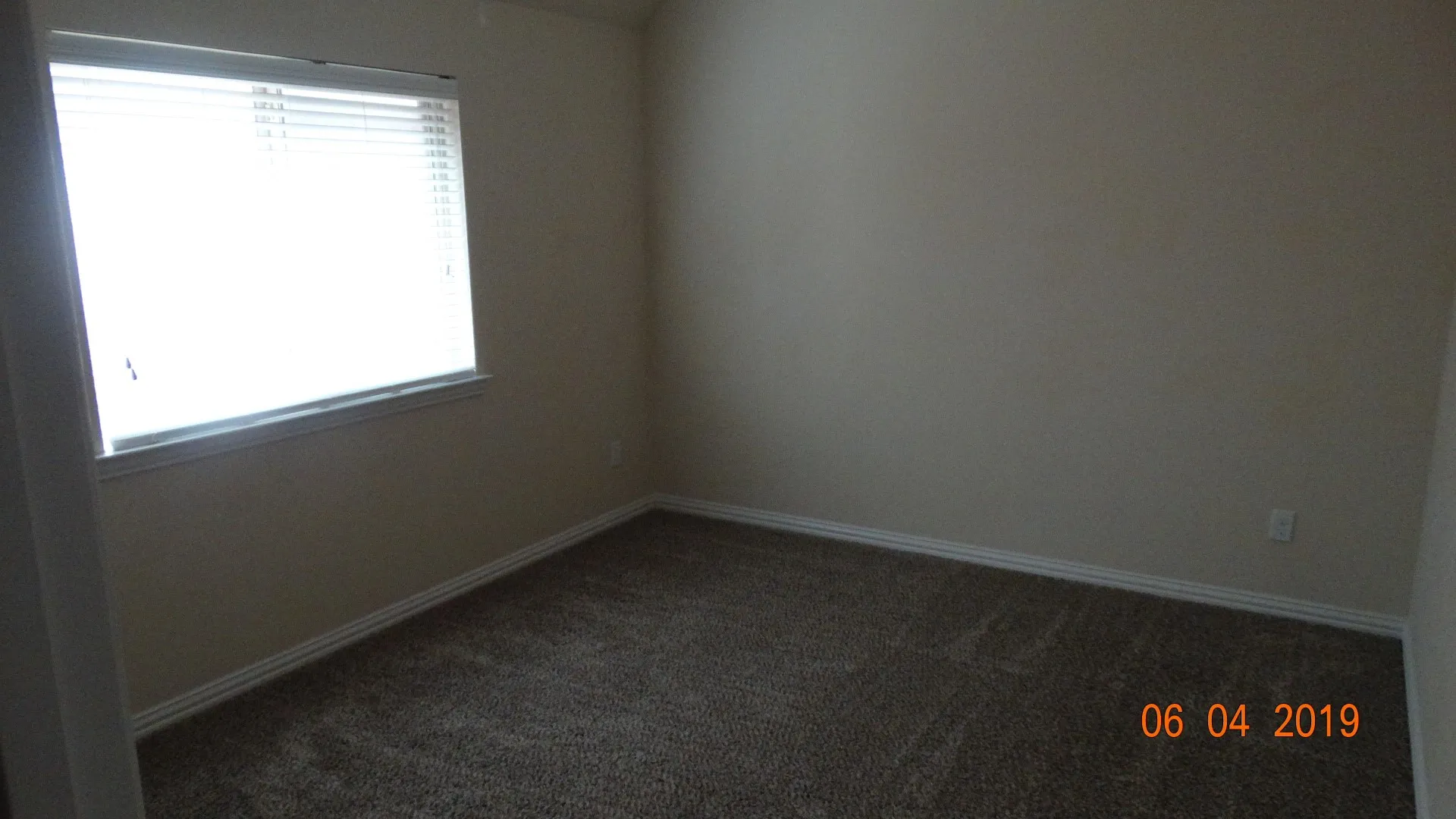 Single Family Residence For Rent in Collin County , 3412 PORTER CREEK, Plano, Texas 75025, 3 Bedroom, 3 Bathroom, 2 Garage spaces, 2,229 Sqft, built in 2010, mls#21402547, Real Estate Agent in Plano, Homes For Rent in Collin county, Homes For Rent in Plano, Realtor in Plano Texas, Real Estate Brokerage Independent Realty Texas, Luminita Cordes Realtor