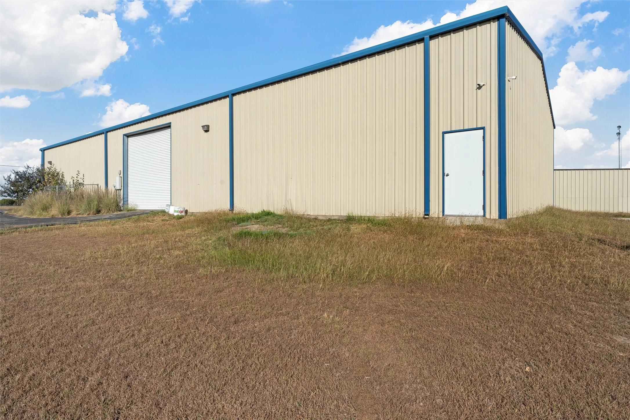 Retail For Rent in Mc Lennan County , 6604 N State Highway 6, Woodway, Texas 76712, 0, 0, Garage spaces, 0 Sqft, built in 2005, mls#21393287, Real Estate Agent in Woodway, Homes For Rent in Mc Lennan county, Homes For Rent in Woodway, Realtor in Woodway Texas, Real Estate Brokerage Independent Realty Texas, Luminita Cordes Realtor