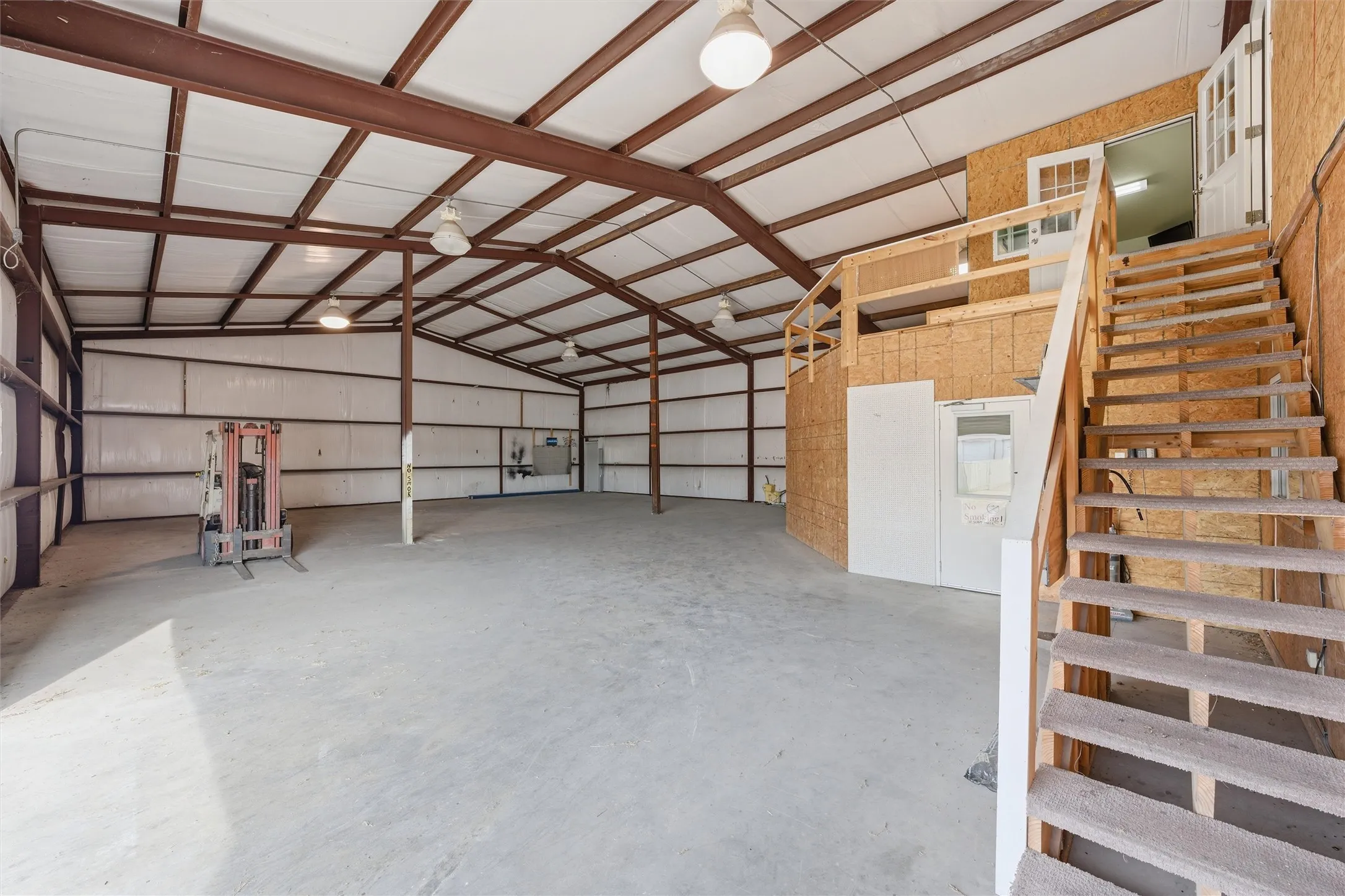 Retail For Rent in Mc Lennan County , 6604 N State Highway 6, Woodway, Texas 76712, 0, 0, Garage spaces, 0 Sqft, built in 2005, mls#21393287, Real Estate Agent in Woodway, Homes For Rent in Mc Lennan county, Homes For Rent in Woodway, Realtor in Woodway Texas, Real Estate Brokerage Independent Realty Texas, Luminita Cordes Realtor