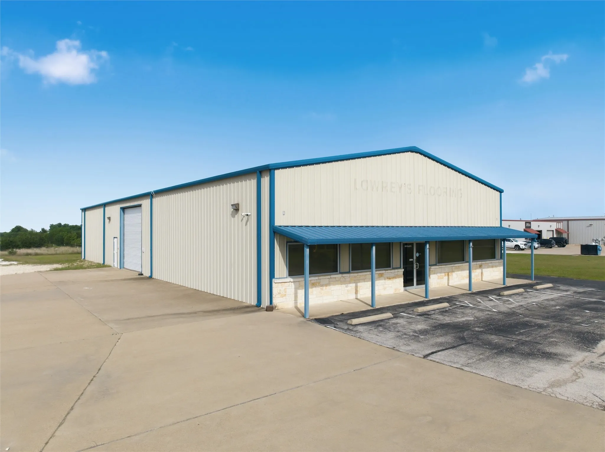Retail For Rent in Mc Lennan County , 6604 N State Highway 6, Woodway, Texas 76712, 0, 0, Garage spaces, 0 Sqft, built in 2005, mls#21393287, Real Estate Agent in Woodway, Homes For Rent in Mc Lennan county, Homes For Rent in Woodway, Realtor in Woodway Texas, Real Estate Brokerage Independent Realty Texas, Luminita Cordes Realtor