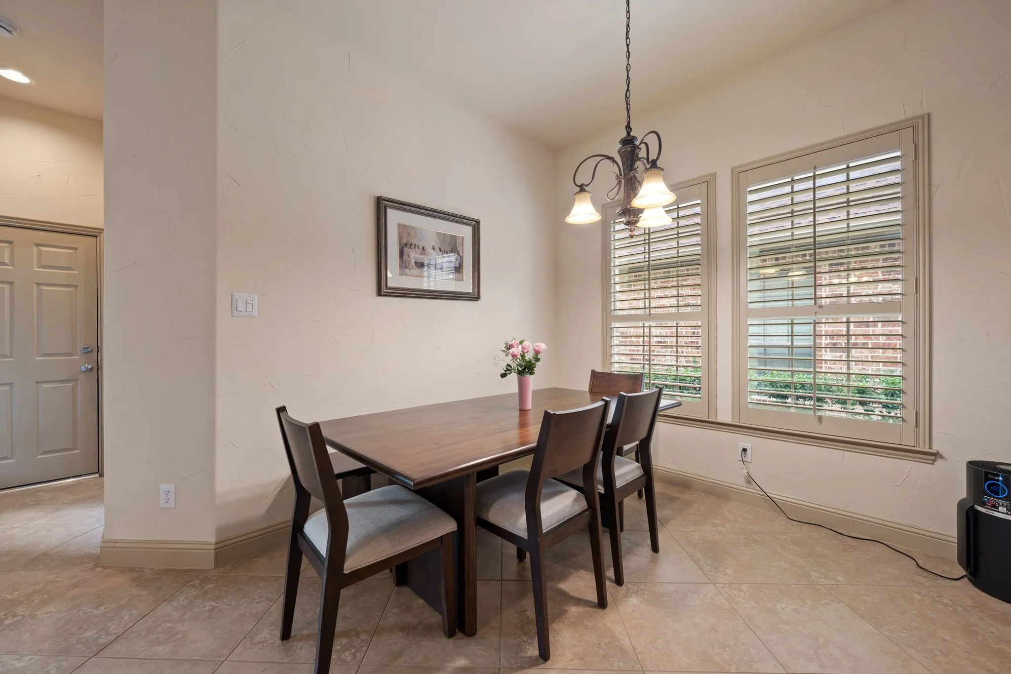 Single Family Residence For Sale in Denton County , 2241 Magic Mantle Drive, Lewisville, Texas 75056, 4 Bedroom, 3 Bathroom, 2 Garage spaces, 3,196 Sqft, built in 2007, mls#21401870, Real Estate Agent in Lewisville, Homes For Sale in Denton county, Homes For Sale in Lewisville, Realtor in Lewisville Texas, Real Estate Brokerage Independent Realty Texas, Luminita Cordes Realtor