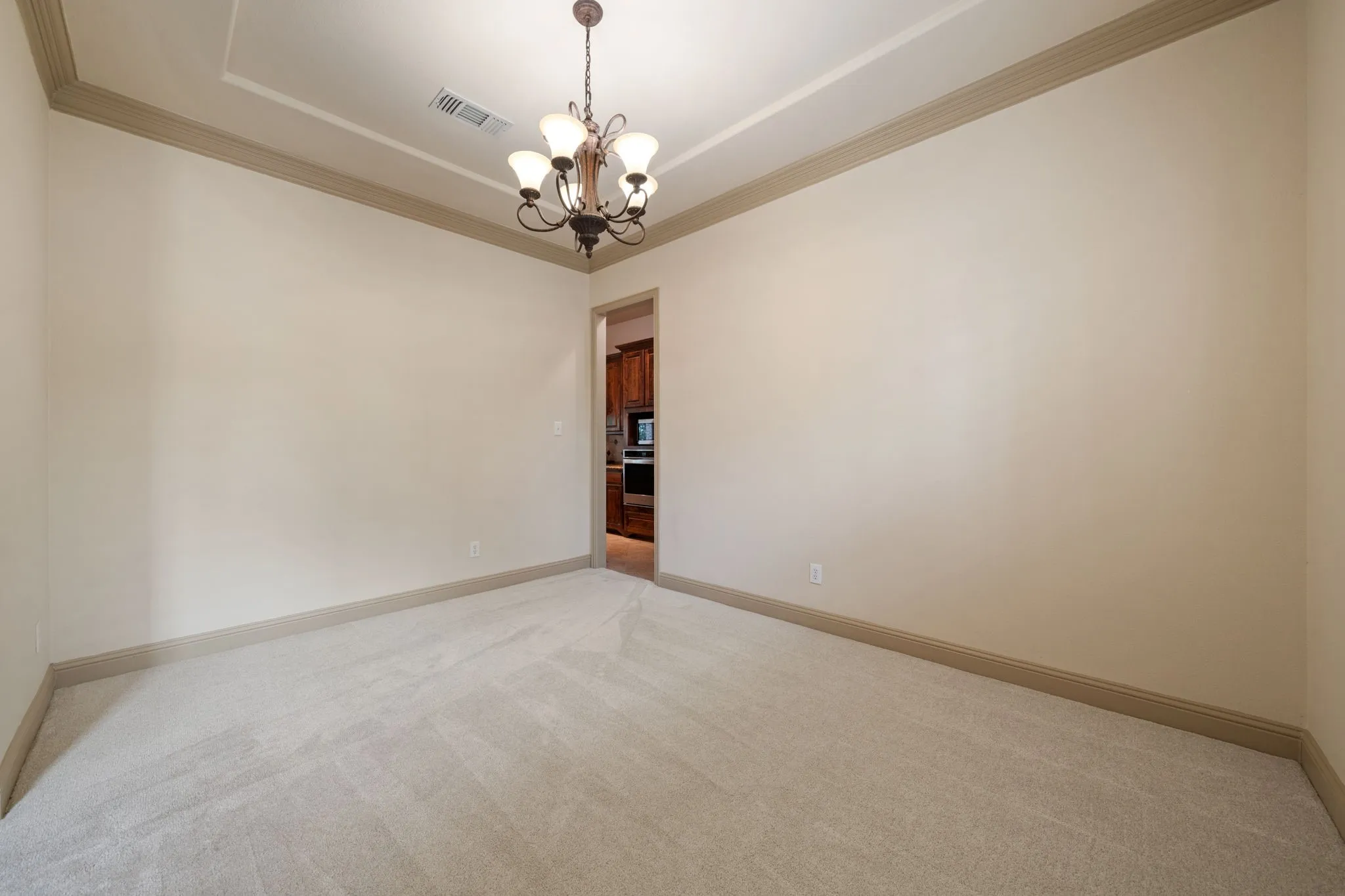 Single Family Residence For Sale in Denton County , 2241 Magic Mantle Drive, Lewisville, Texas 75056, 4 Bedroom, 3 Bathroom, 2 Garage spaces, 3,196 Sqft, built in 2007, mls#21401870, Real Estate Agent in Lewisville, Homes For Sale in Denton county, Homes For Sale in Lewisville, Realtor in Lewisville Texas, Real Estate Brokerage Independent Realty Texas, Luminita Cordes Realtor