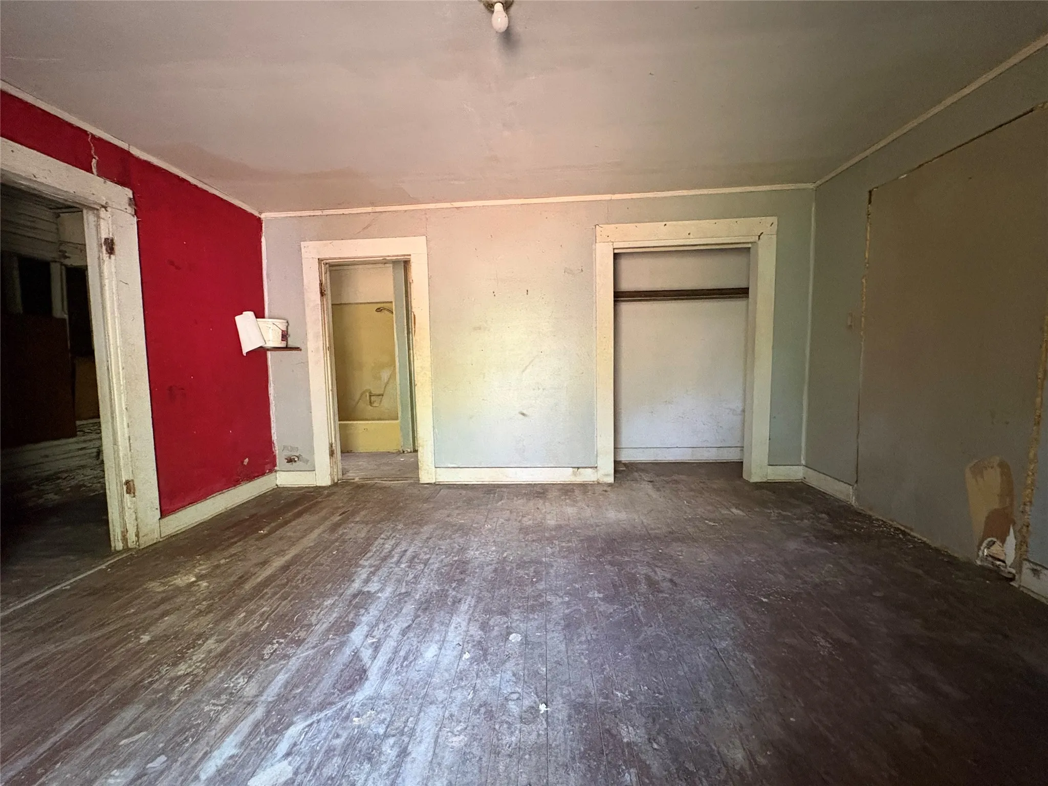 Single Family Residence For Sale in Navarro County , 808 W 11th Avenue, Corsicana, Texas 75110, 2 Bedroom, 1 Bathroom, Garage spaces, 1,332 Sqft, built in 1935, mls#21398871, Real Estate Agent in Corsicana, Homes For Sale in Navarro county, Homes For Sale in Corsicana, Realtor in Corsicana Texas, Real Estate Brokerage Independent Realty Texas, Luminita Cordes Realtor