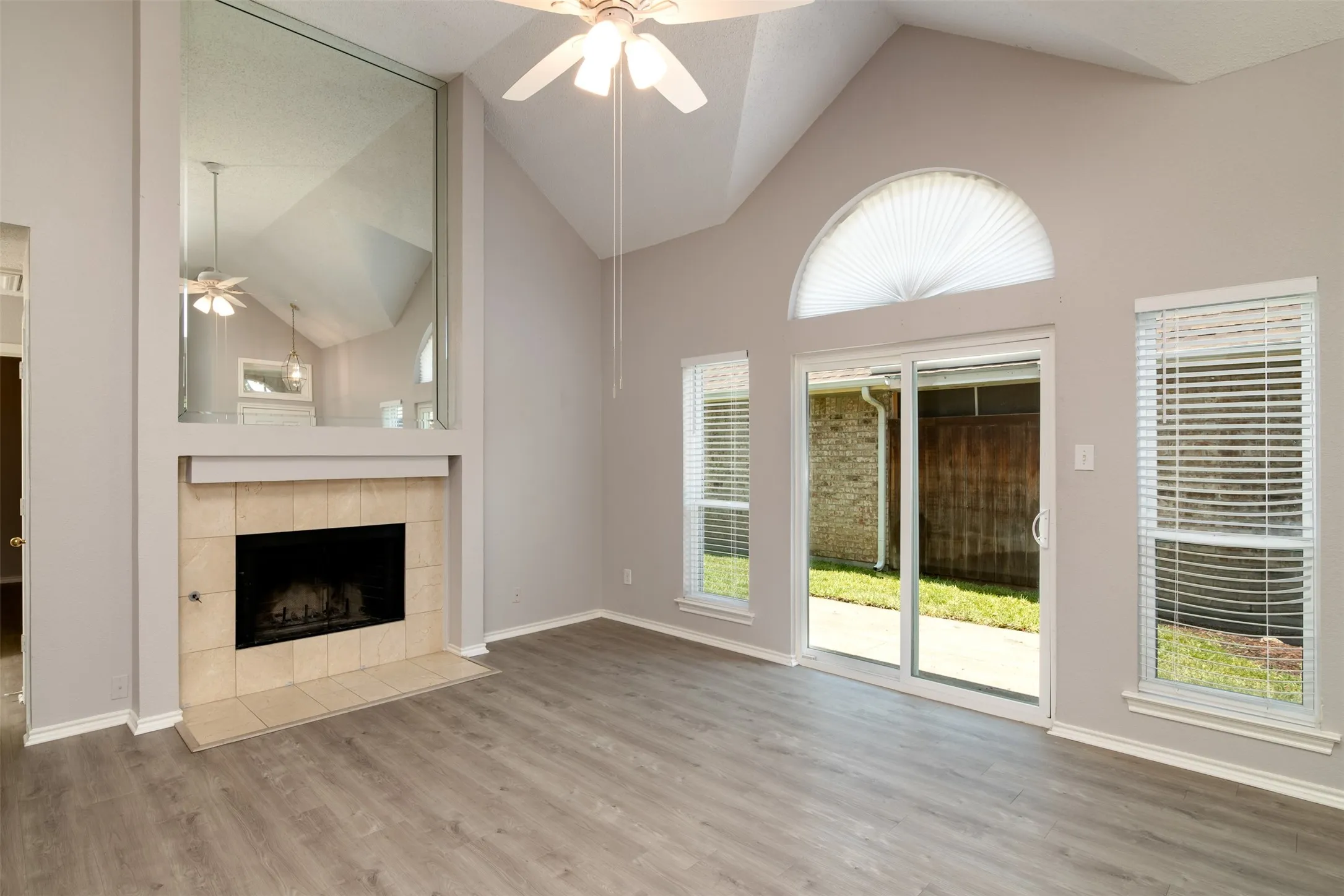 Single Family Residence For Rent in Collin County , 1329 Maywood Court, Plano, Texas 75023, 3 Bedroom, 2 Bathroom, 2 Garage spaces, 1,501 Sqft, built in 1990, mls#21402546, Real Estate Agent in Plano, Homes For Rent in Collin county, Homes For Rent in Plano, Realtor in Plano Texas, Real Estate Brokerage Independent Realty Texas, Luminita Cordes Realtor