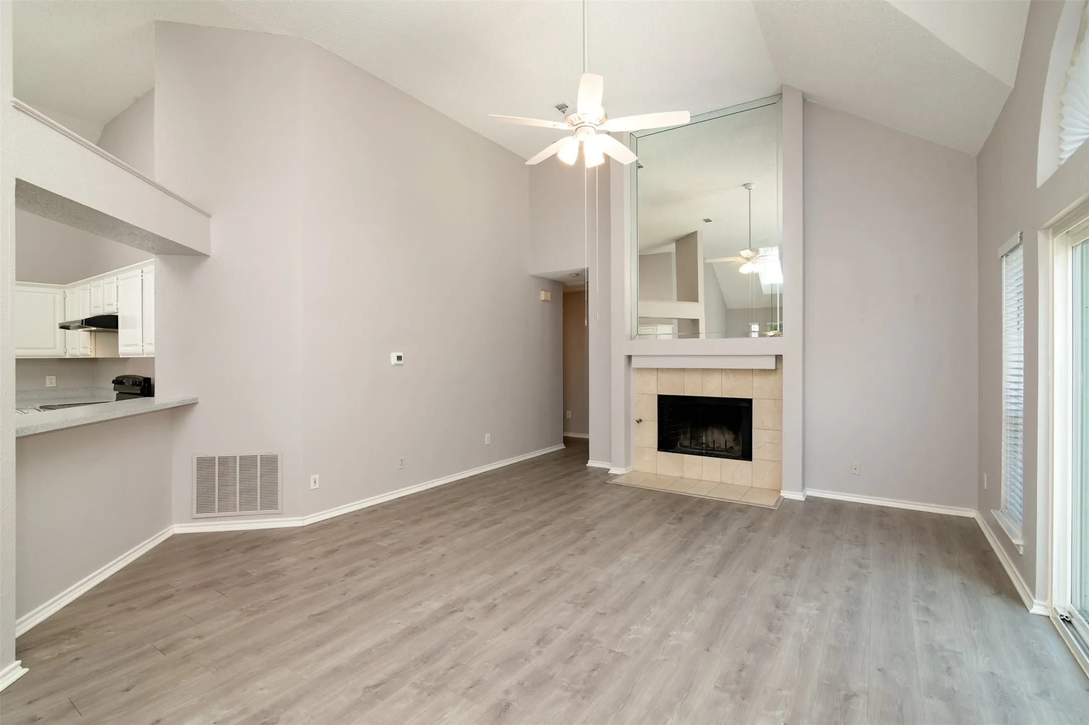 Single Family Residence For Rent in Collin County , 1329 Maywood Court, Plano, Texas 75023, 3 Bedroom, 2 Bathroom, 2 Garage spaces, 1,501 Sqft, built in 1990, mls#21402546, Real Estate Agent in Plano, Homes For Rent in Collin county, Homes For Rent in Plano, Realtor in Plano Texas, Real Estate Brokerage Independent Realty Texas, Luminita Cordes Realtor