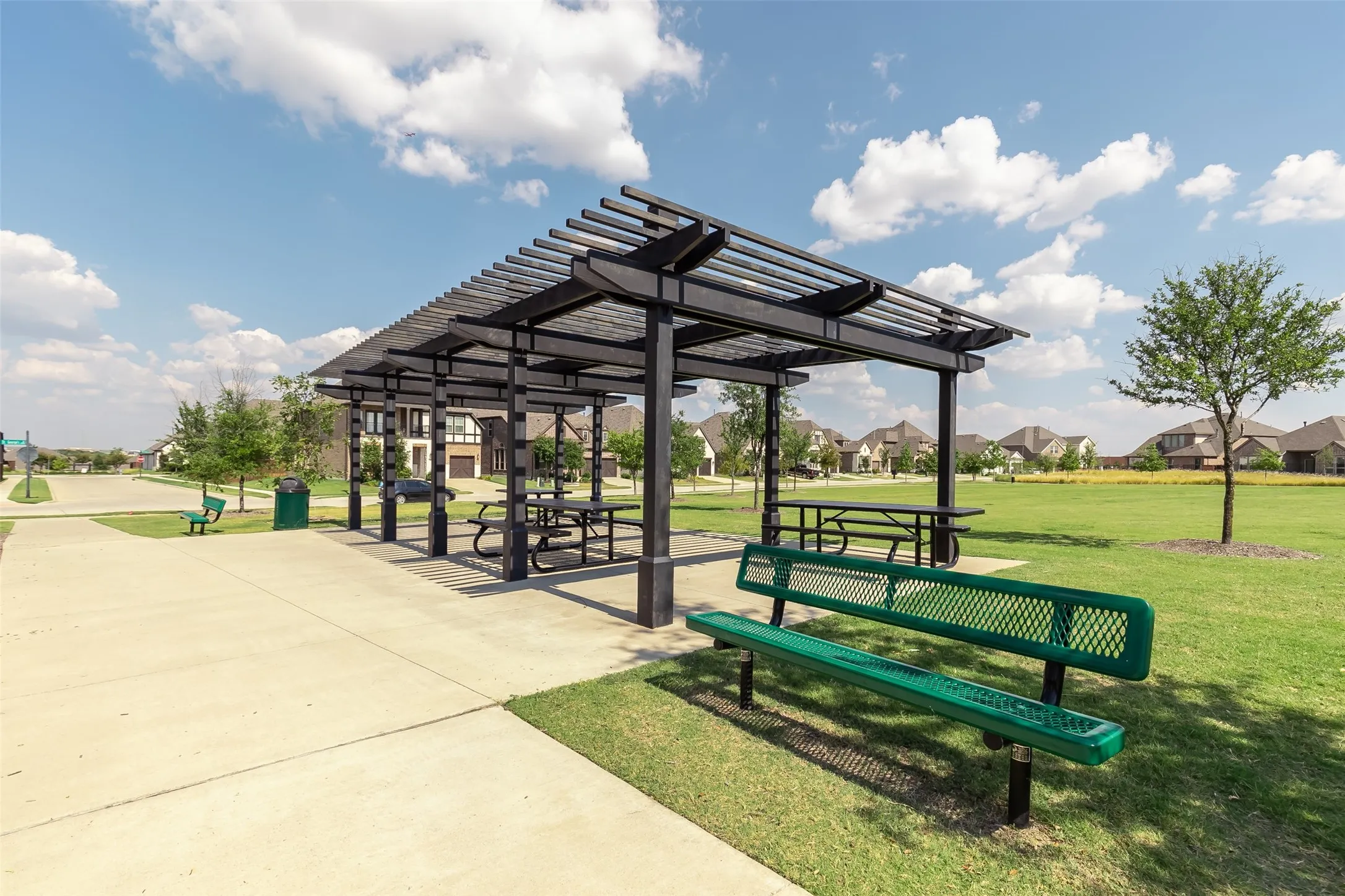 Single Family Residence For Rent in Collin County , 8504 Pine Valley Drive, Mc Kinney, Texas 75070, 4 Bedroom, 4 Bathroom, 2 Garage spaces, 2,734 Sqft, built in 2018, mls#21402527, Real Estate Agent in Mc Kinney, Homes For Rent in Collin county, Homes For Rent in Mc Kinney, Realtor in Mc Kinney Texas, Real Estate Brokerage Independent Realty Texas, Luminita Cordes Realtor