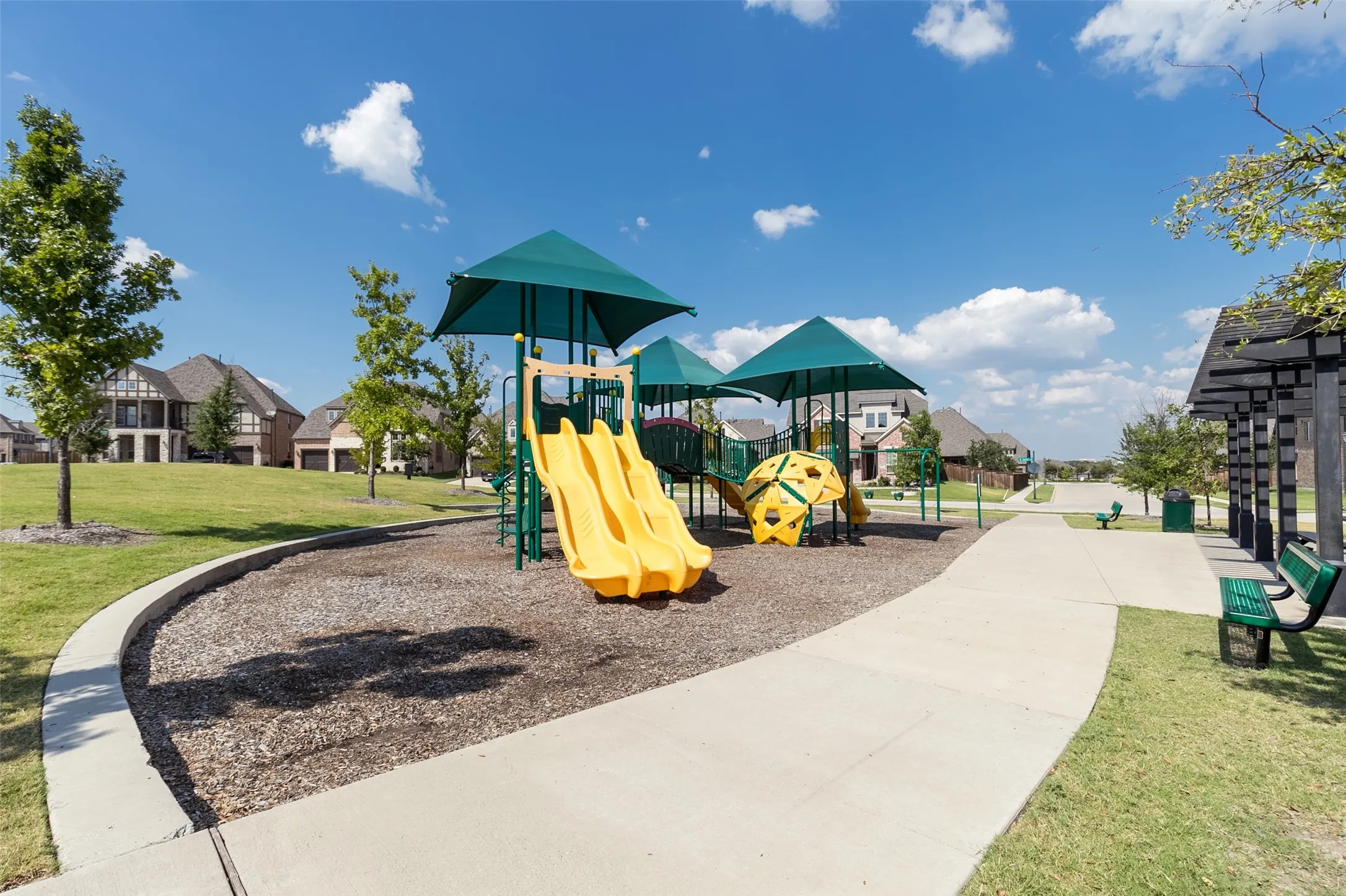 Single Family Residence For Rent in Collin County , 8504 Pine Valley Drive, Mc Kinney, Texas 75070, 4 Bedroom, 4 Bathroom, 2 Garage spaces, 2,734 Sqft, built in 2018, mls#21402527, Real Estate Agent in Mc Kinney, Homes For Rent in Collin county, Homes For Rent in Mc Kinney, Realtor in Mc Kinney Texas, Real Estate Brokerage Independent Realty Texas, Luminita Cordes Realtor