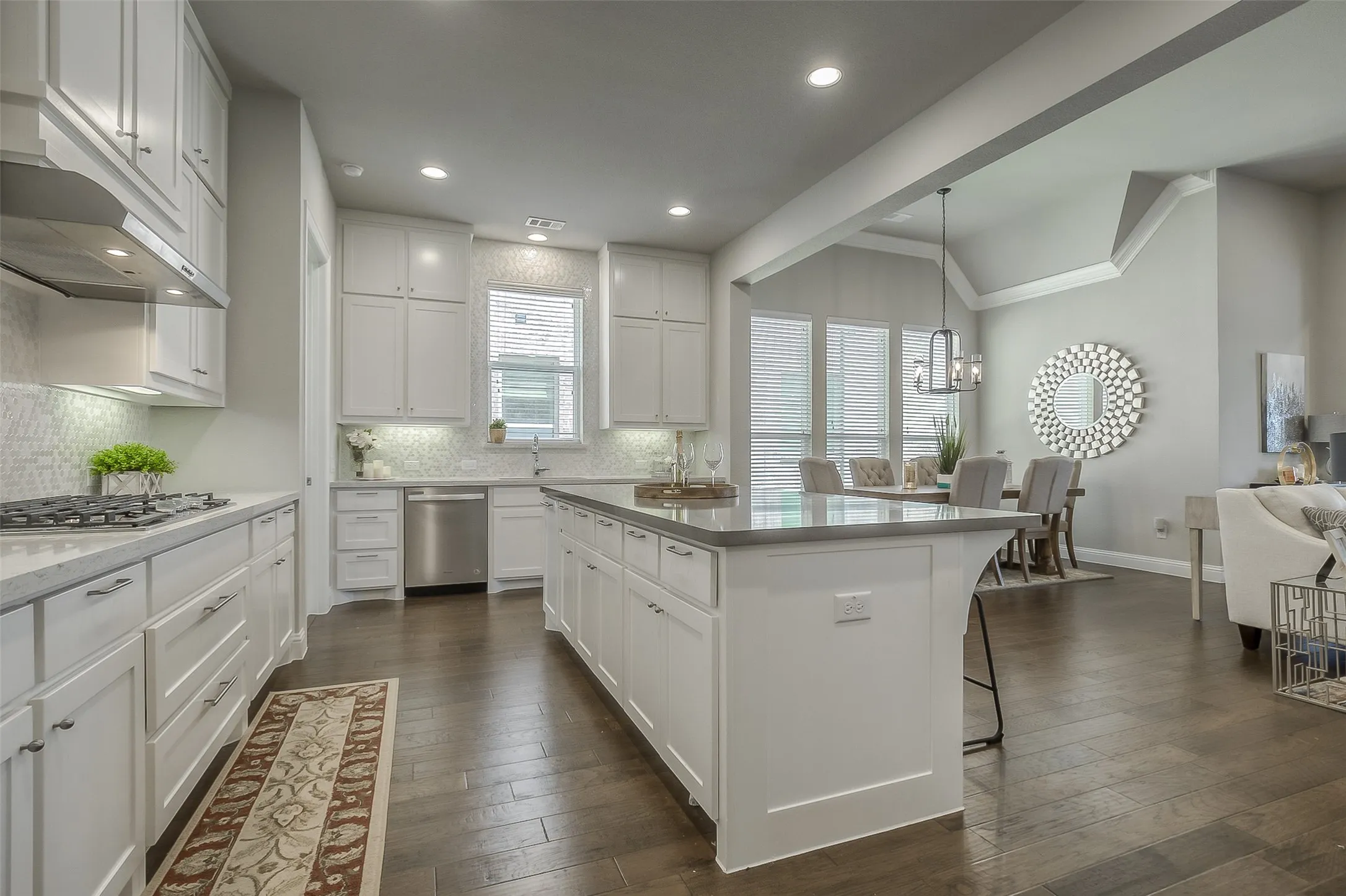 Single Family Residence For Rent in Collin County , 8504 Pine Valley Drive, Mc Kinney, Texas 75070, 4 Bedroom, 4 Bathroom, 2 Garage spaces, 2,734 Sqft, built in 2018, mls#21402527, Real Estate Agent in Mc Kinney, Homes For Rent in Collin county, Homes For Rent in Mc Kinney, Realtor in Mc Kinney Texas, Real Estate Brokerage Independent Realty Texas, Luminita Cordes Realtor