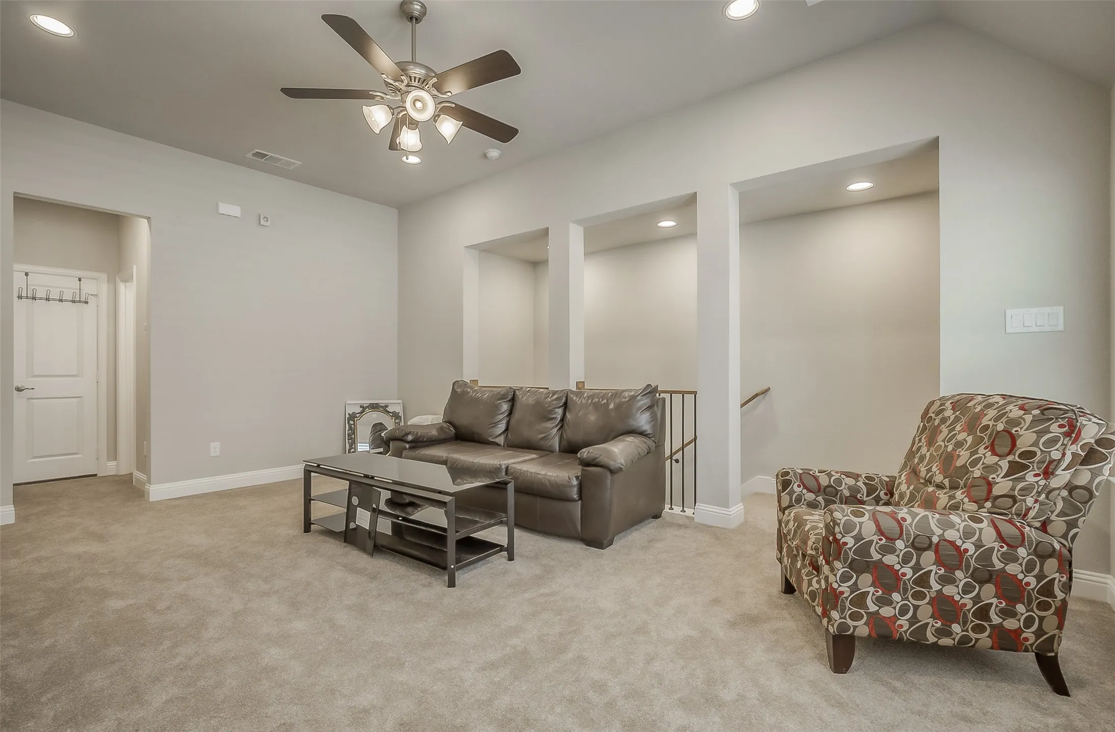 Single Family Residence For Rent in Collin County , 8504 Pine Valley Drive, Mc Kinney, Texas 75070, 4 Bedroom, 4 Bathroom, 2 Garage spaces, 2,734 Sqft, built in 2018, mls#21402527, Real Estate Agent in Mc Kinney, Homes For Rent in Collin county, Homes For Rent in Mc Kinney, Realtor in Mc Kinney Texas, Real Estate Brokerage Independent Realty Texas, Luminita Cordes Realtor