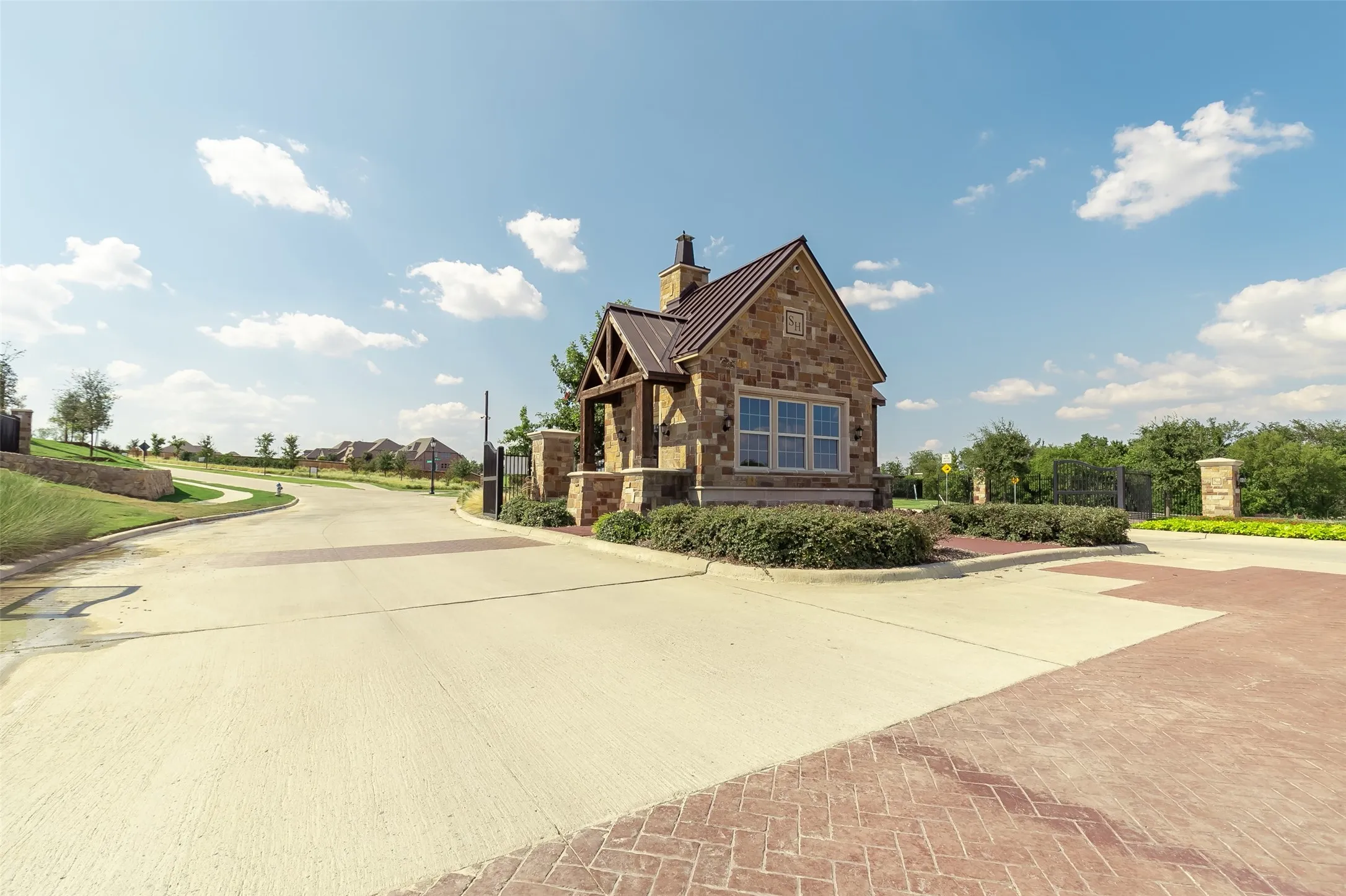 Single Family Residence For Rent in Collin County , 8504 Pine Valley Drive, Mc Kinney, Texas 75070, 4 Bedroom, 4 Bathroom, 2 Garage spaces, 2,734 Sqft, built in 2018, mls#21402527, Real Estate Agent in Mc Kinney, Homes For Rent in Collin county, Homes For Rent in Mc Kinney, Realtor in Mc Kinney Texas, Real Estate Brokerage Independent Realty Texas, Luminita Cordes Realtor