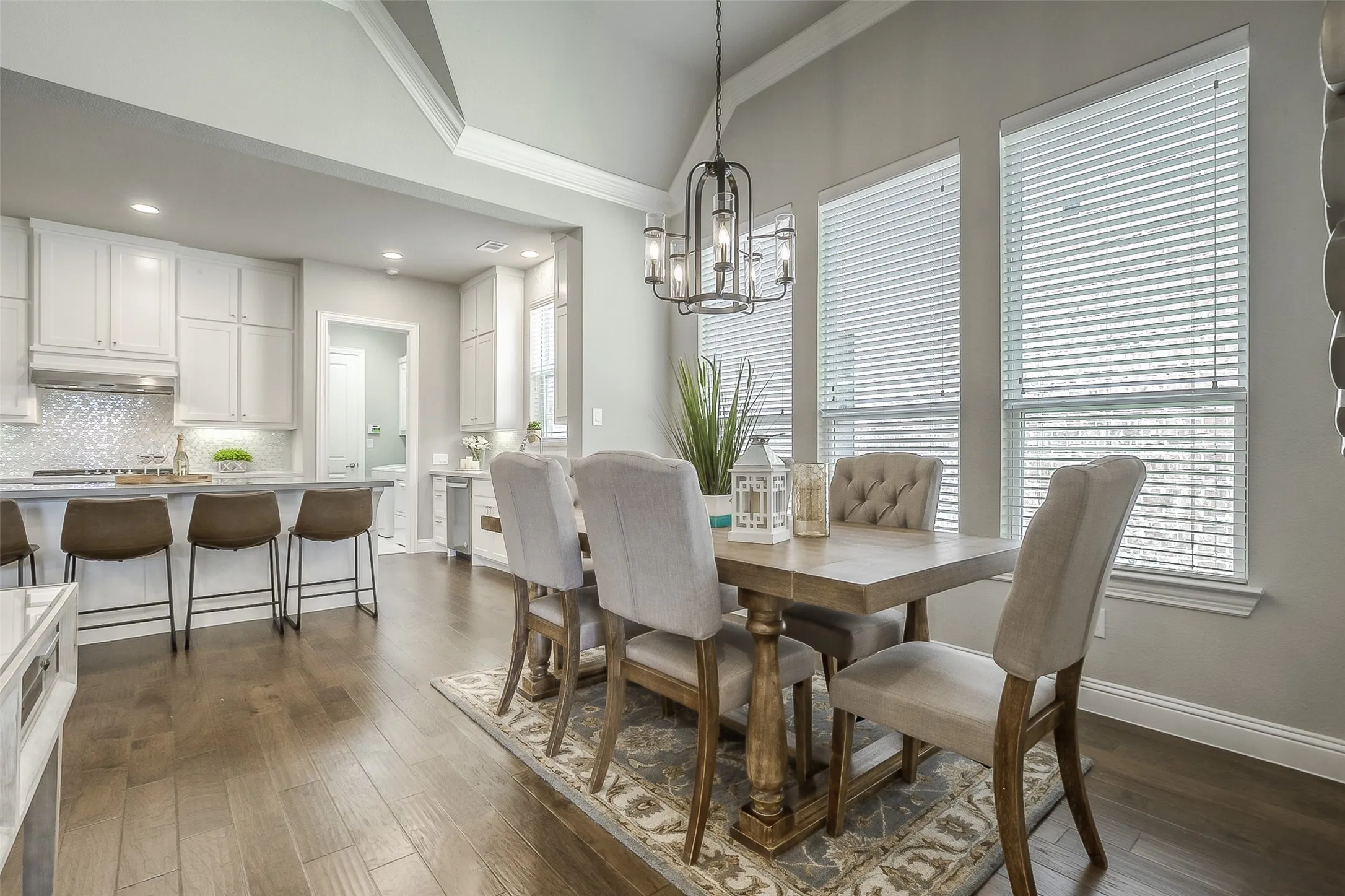 Single Family Residence For Rent in Collin County , 8504 Pine Valley Drive, Mc Kinney, Texas 75070, 4 Bedroom, 4 Bathroom, 2 Garage spaces, 2,734 Sqft, built in 2018, mls#21402527, Real Estate Agent in Mc Kinney, Homes For Rent in Collin county, Homes For Rent in Mc Kinney, Realtor in Mc Kinney Texas, Real Estate Brokerage Independent Realty Texas, Luminita Cordes Realtor