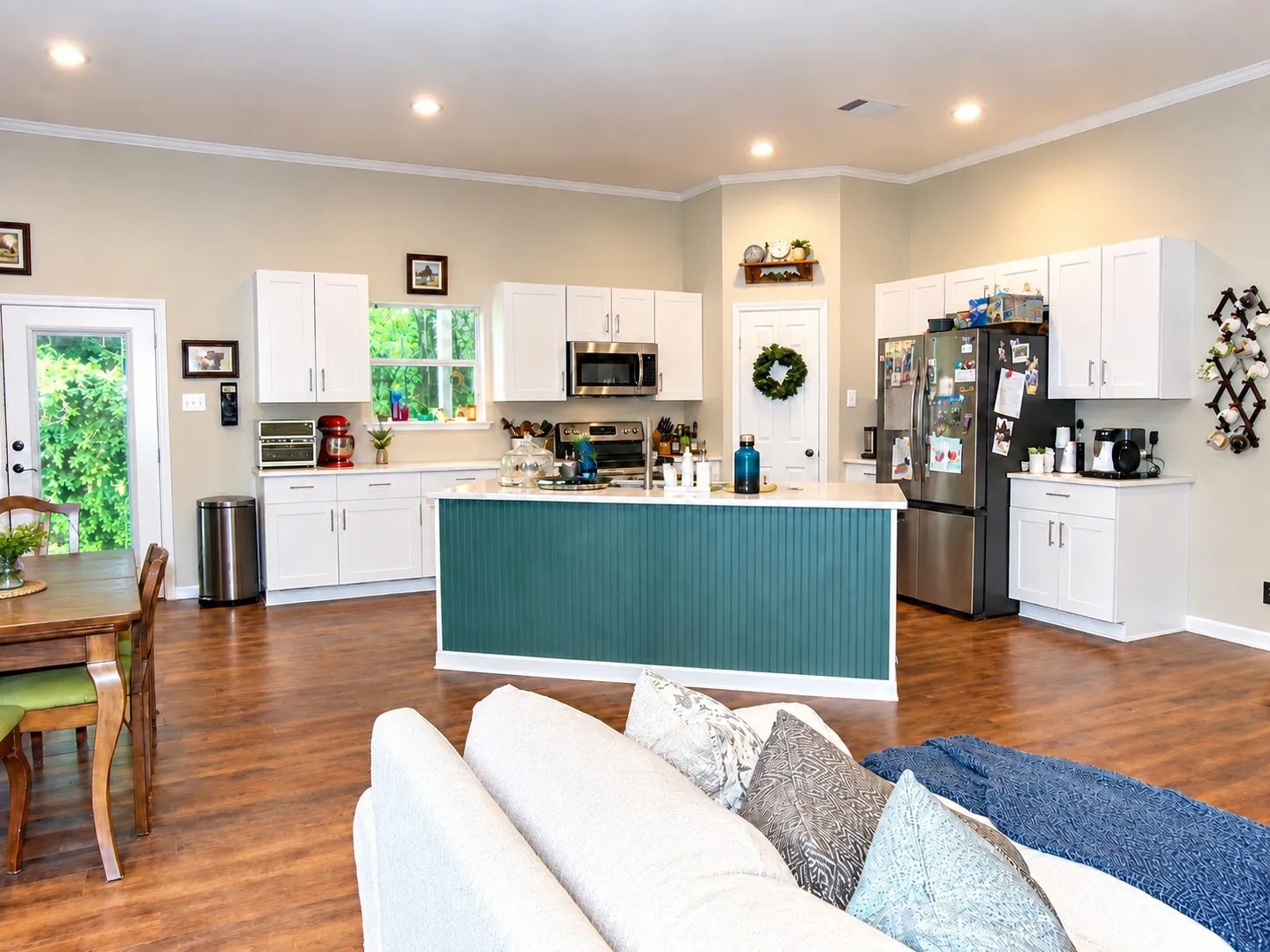 Single Family Residence For Sale in Freestone County , 113 N County Road 681, Teague, Texas 75860, 3 Bedroom, 2 Bathroom, Garage spaces, 1,792 Sqft, built in 2022, mls#21401823, Real Estate Agent in Teague, Homes For Sale in Freestone county, Homes For Sale in Teague, Realtor in Teague Texas, Real Estate Brokerage Independent Realty Texas, Luminita Cordes Realtor