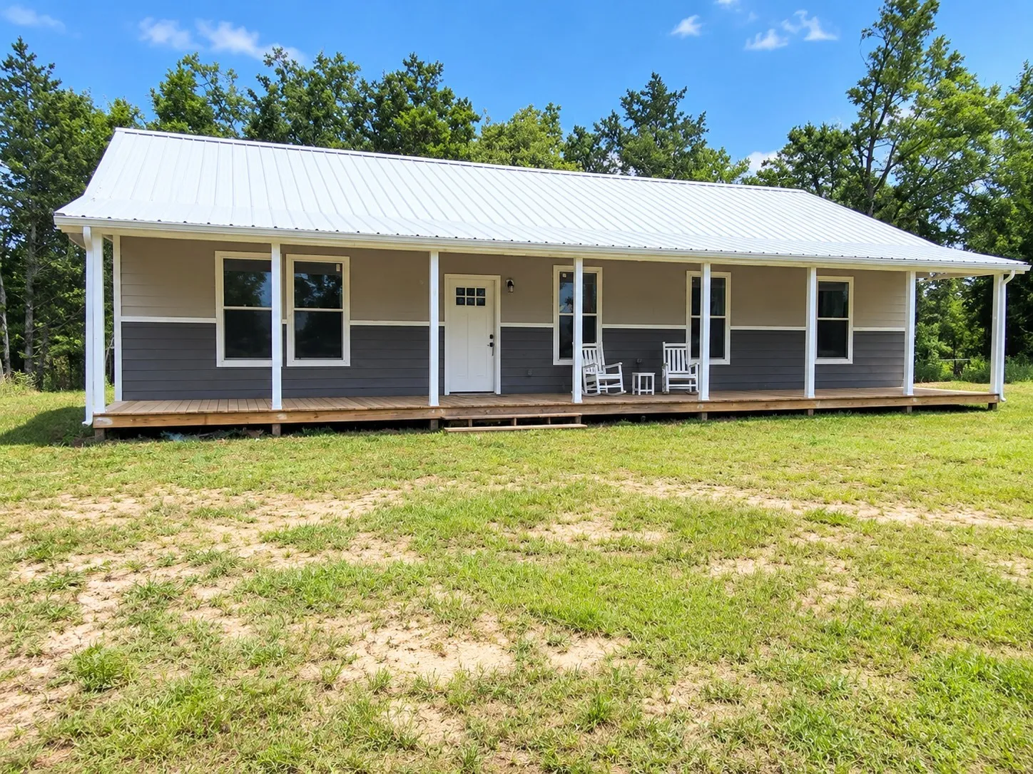 Single Family Residence For Sale in Freestone County , 113 N County Road 681, Teague, Texas 75860, 3 Bedroom, 2 Bathroom, Garage spaces, 1,792 Sqft, built in 2022, mls#21401823, Real Estate Agent in Teague, Homes For Sale in Freestone county, Homes For Sale in Teague, Realtor in Teague Texas, Real Estate Brokerage Independent Realty Texas, Luminita Cordes Realtor