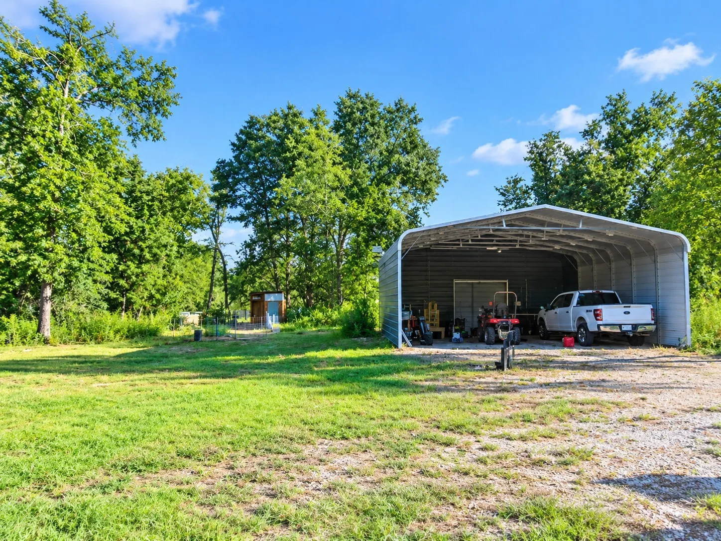 Single Family Residence For Sale in Freestone County , 113 N County Road 681, Teague, Texas 75860, 3 Bedroom, 2 Bathroom, Garage spaces, 1,792 Sqft, built in 2022, mls#21401823, Real Estate Agent in Teague, Homes For Sale in Freestone county, Homes For Sale in Teague, Realtor in Teague Texas, Real Estate Brokerage Independent Realty Texas, Luminita Cordes Realtor