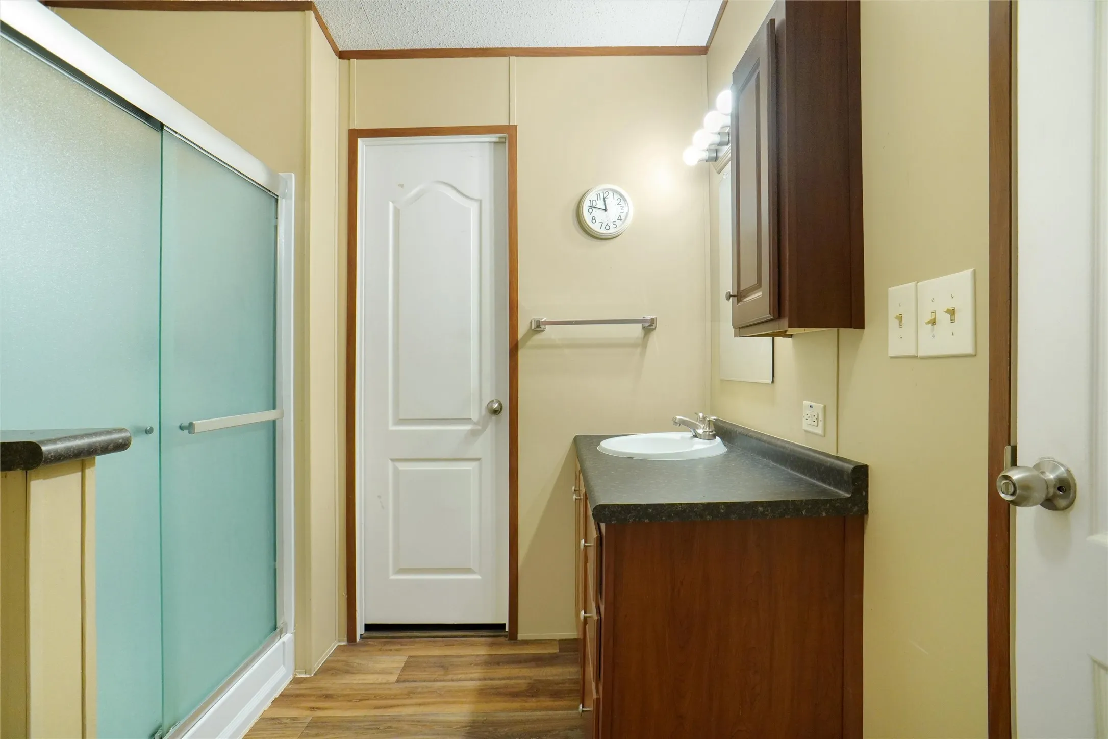 Mobile Home For Rent in Tarrant County , 1652 Sheila Drive, Pelican Bay, Texas 76020, 3 Bedroom, 2 Bathroom, Garage spaces, 1,216 Sqft, built in 2018, mls#21402563, Real Estate Agent in Pelican Bay, Homes For Rent in Tarrant county, Homes For Rent in Pelican Bay, Realtor in Pelican Bay Texas, Real Estate Brokerage Independent Realty Texas, Luminita Cordes Realtor