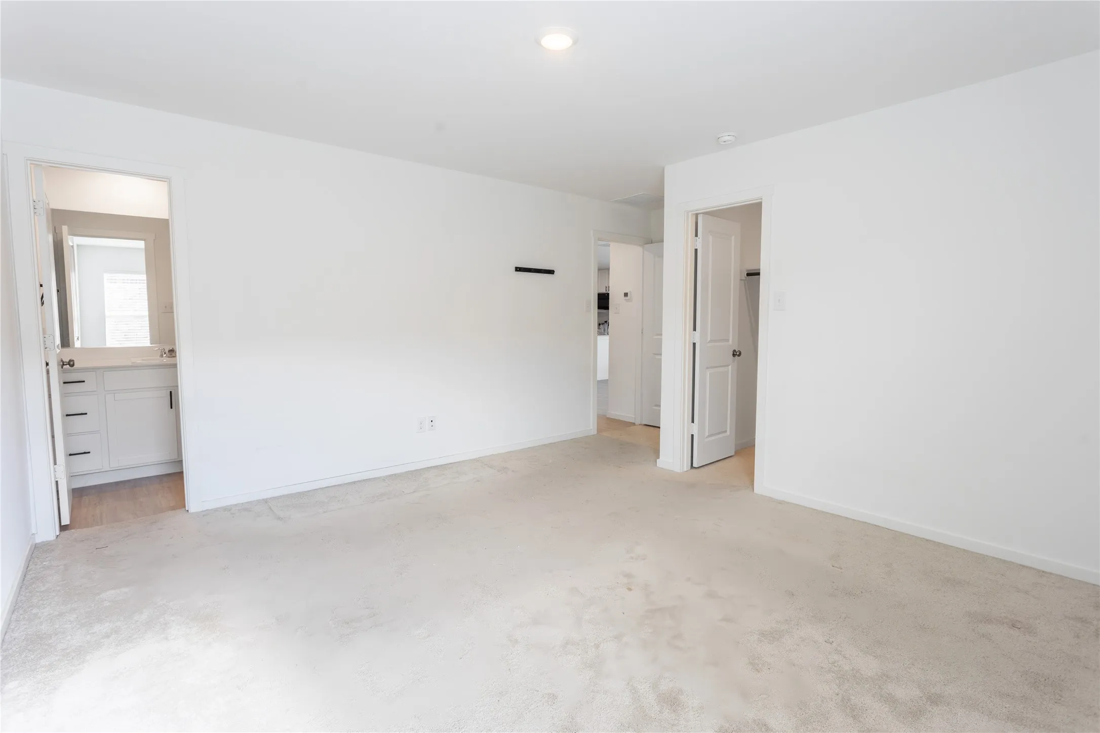 Single Family Residence For Rent in Kaufman County , 1307 Rodeo Circuit Way, Crandall, Texas 75114, 3 Bedroom, 2 Bathroom, 2 Garage spaces, 1,465 Sqft, built in 2024, mls#21382590, Real Estate Agent in Crandall, Homes For Rent in Kaufman county, Homes For Rent in Crandall, Realtor in Crandall Texas, Real Estate Brokerage Independent Realty Texas, Luminita Cordes Realtor