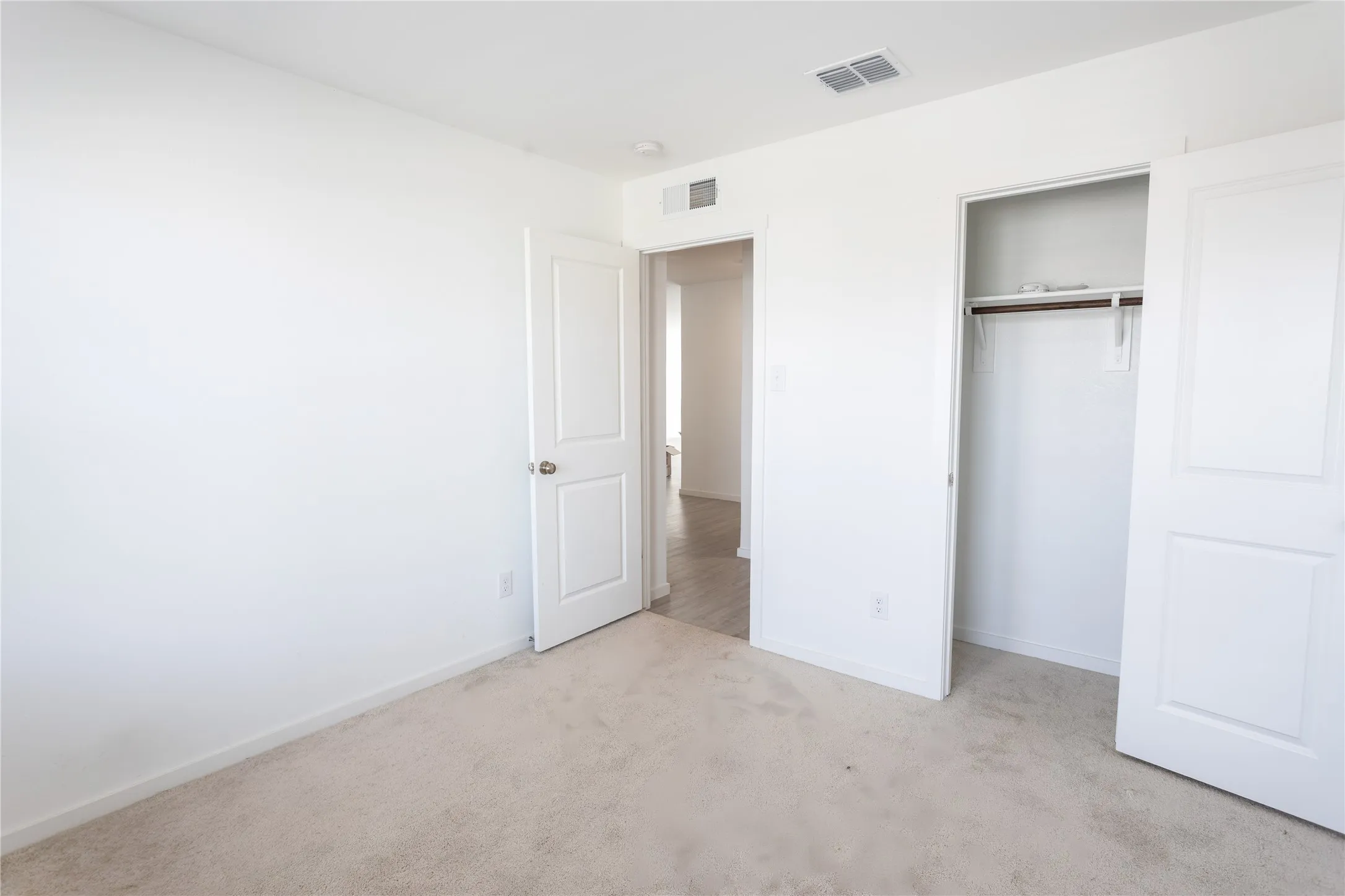 Single Family Residence For Rent in Kaufman County , 1307 Rodeo Circuit Way, Crandall, Texas 75114, 3 Bedroom, 2 Bathroom, 2 Garage spaces, 1,465 Sqft, built in 2024, mls#21382590, Real Estate Agent in Crandall, Homes For Rent in Kaufman county, Homes For Rent in Crandall, Realtor in Crandall Texas, Real Estate Brokerage Independent Realty Texas, Luminita Cordes Realtor
