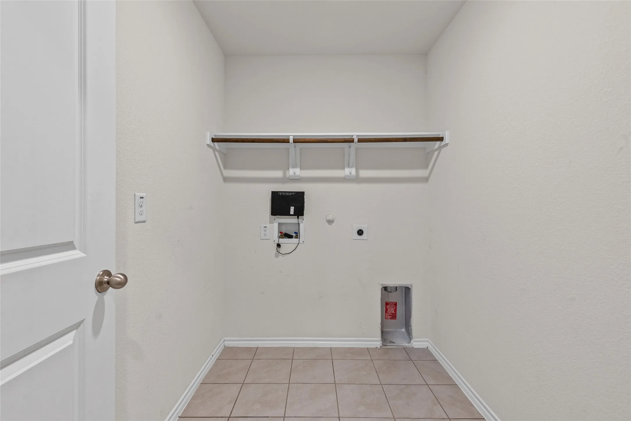 Single Family Residence For Rent in Hunt County , 110 Alydar Lane, Caddo Mills, Texas 75135, 4 Bedroom, 2 Bathroom, 2 Garage spaces, 1,880 Sqft, built in 2020, mls#21402570, Real Estate Agent in Caddo Mills, Homes For Rent in Hunt county, Homes For Rent in Caddo Mills, Realtor in Caddo Mills Texas, Real Estate Brokerage Independent Realty Texas, Luminita Cordes Realtor