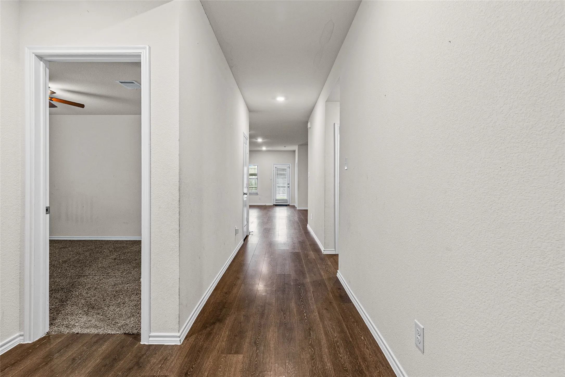 Single Family Residence For Rent in Hunt County , 110 Alydar Lane, Caddo Mills, Texas 75135, 4 Bedroom, 2 Bathroom, 2 Garage spaces, 1,880 Sqft, built in 2020, mls#21402570, Real Estate Agent in Caddo Mills, Homes For Rent in Hunt county, Homes For Rent in Caddo Mills, Realtor in Caddo Mills Texas, Real Estate Brokerage Independent Realty Texas, Luminita Cordes Realtor