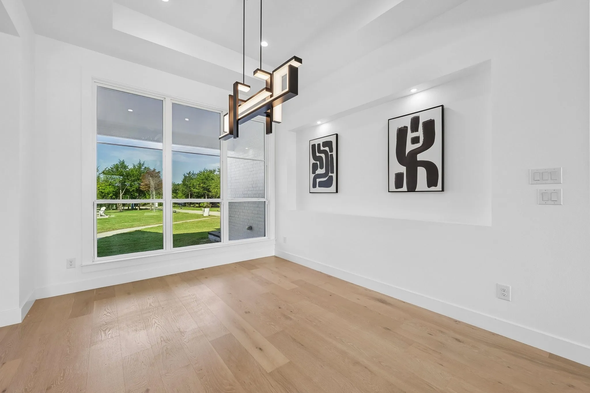 Formal Dining or Flex Space