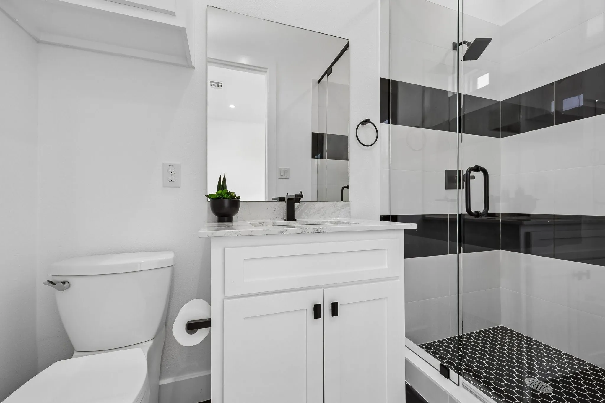 1st bedrom ensuite