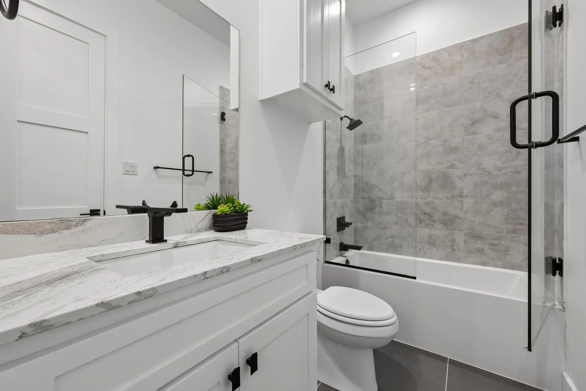 4th bathroom ensuite