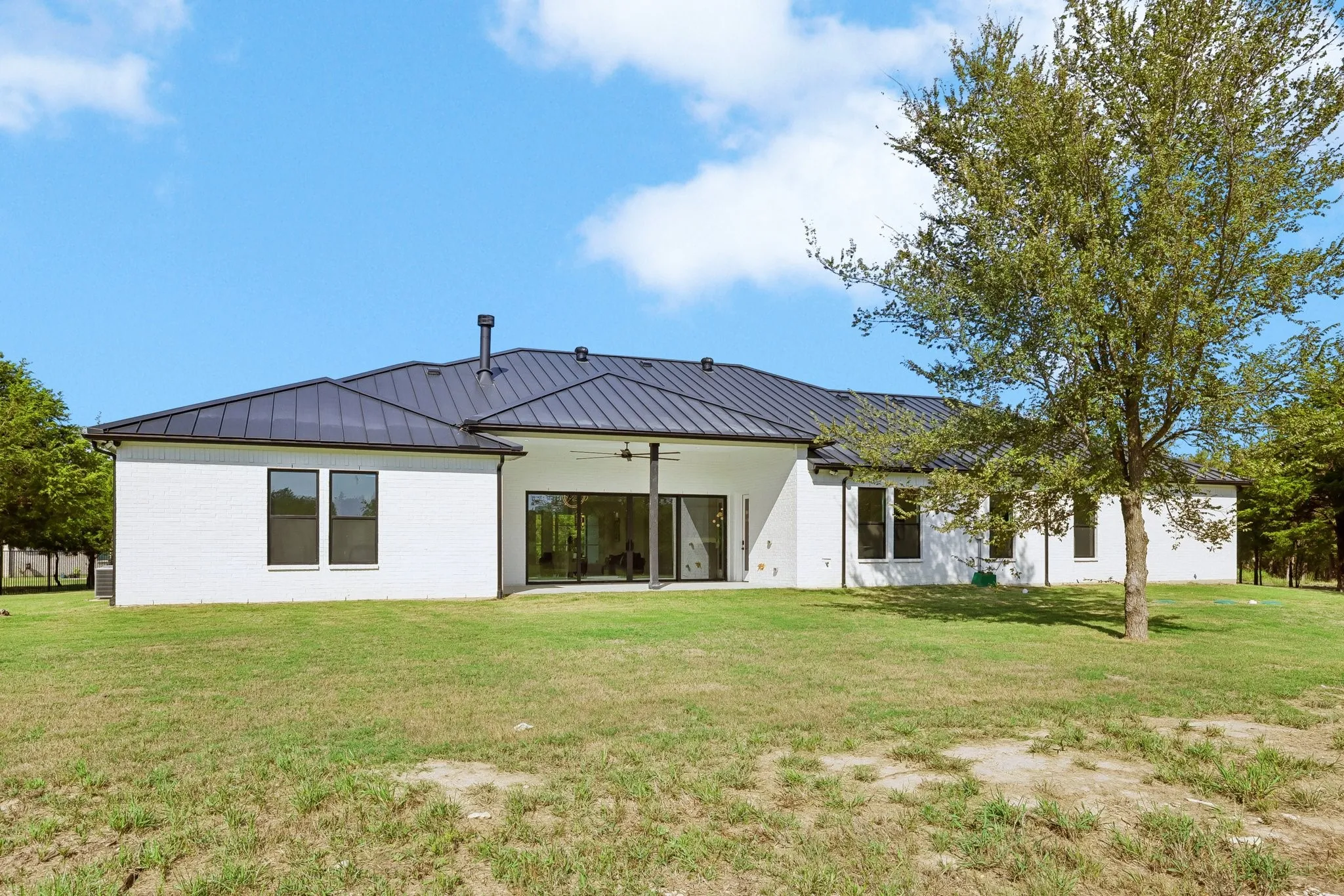 Single Family Residence For Sale in Hunt County , 6293 Blackjack Oak, Royse City, Texas 75189, 5 Bedroom, 5 Bathroom, 3 Garage spaces, 676 Sqft, built in 2023, mls#21402568, Real Estate Agent in Royse City, Homes For Sale in Hunt county, Homes For Sale in Royse City, Realtor in Royse City Texas, Real Estate Brokerage Independent Realty Texas, Luminita Cordes Realtor