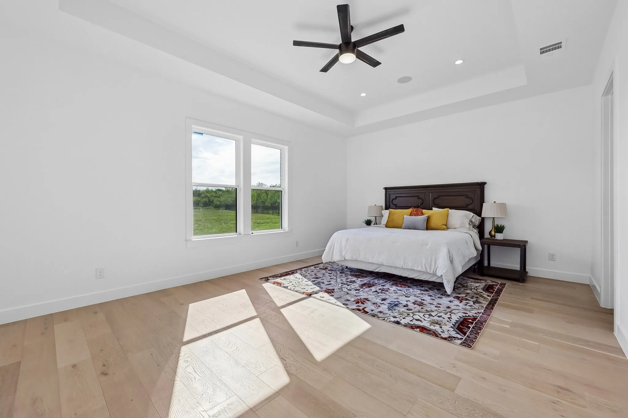 Single Family Residence For Sale in Hunt County , 6293 Blackjack Oak, Royse City, Texas 75189, 5 Bedroom, 5 Bathroom, 3 Garage spaces, 676 Sqft, built in 2023, mls#21402568, Real Estate Agent in Royse City, Homes For Sale in Hunt county, Homes For Sale in Royse City, Realtor in Royse City Texas, Real Estate Brokerage Independent Realty Texas, Luminita Cordes Realtor