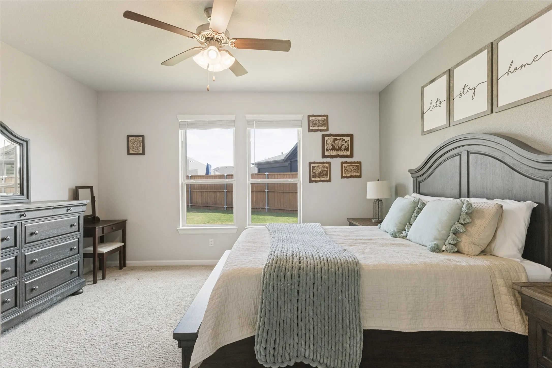 Single Family Residence For Sale in Tarrant County , 10928 Phelps Way, Fort Worth, Texas 76244, 4 Bedroom, 3 Bathroom, 2 Garage spaces, 2,236 Sqft, built in 2020, mls#21400536, Real Estate Agent in Fort Worth, Homes For Sale in Tarrant county, Homes For Sale in Fort Worth, Realtor in Fort Worth Texas, Real Estate Brokerage Independent Realty Texas, Luminita Cordes Realtor
