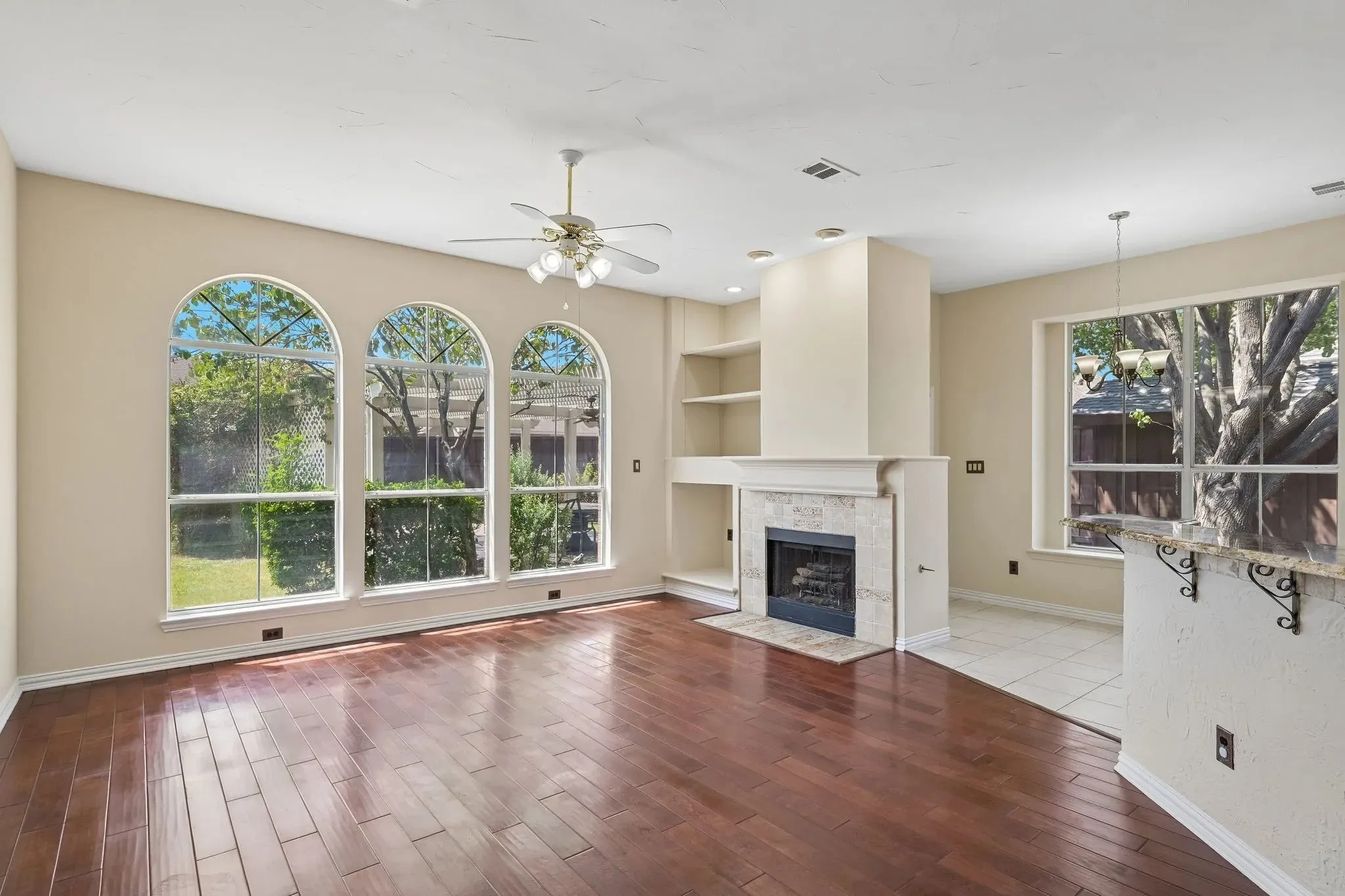 Single Family Residence For Rent in Dallas County , 525 Blackfield Drive, Coppell, Texas 75019, 4 Bedroom, 4 Bathroom, 2 Garage spaces, 3,285 Sqft, built in 1997, mls#21401098, Real Estate Agent in Coppell, Homes For Rent in Dallas county, Homes For Rent in Coppell, Realtor in Coppell Texas, Real Estate Brokerage Independent Realty Texas, Luminita Cordes Realtor