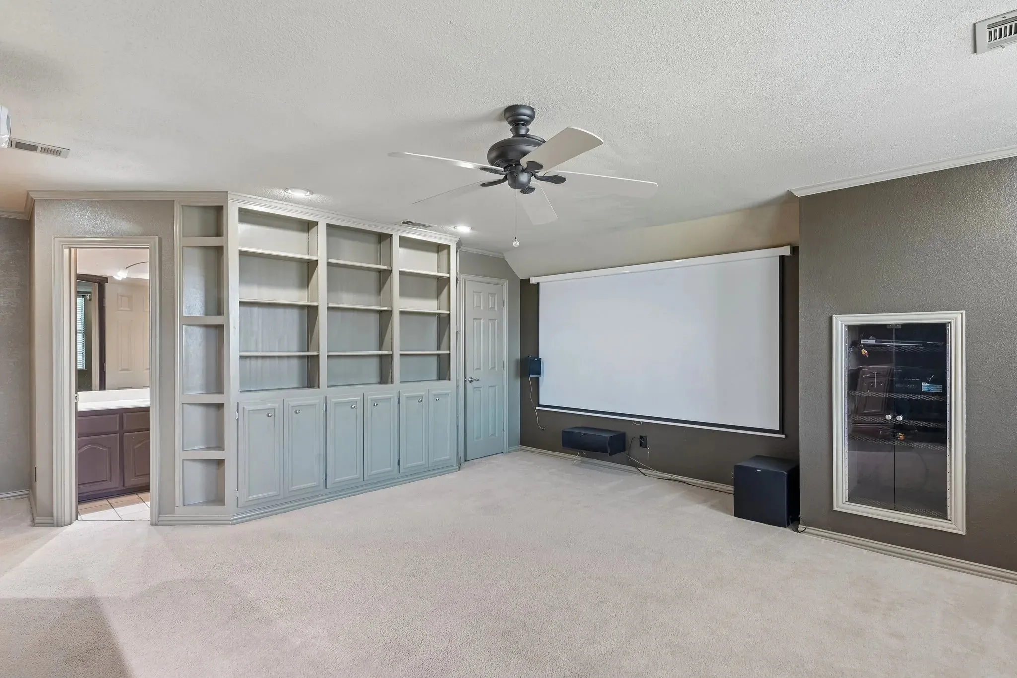 Single Family Residence For Rent in Dallas County , 525 Blackfield Drive, Coppell, Texas 75019, 4 Bedroom, 4 Bathroom, 2 Garage spaces, 3,285 Sqft, built in 1997, mls#21401098, Real Estate Agent in Coppell, Homes For Rent in Dallas county, Homes For Rent in Coppell, Realtor in Coppell Texas, Real Estate Brokerage Independent Realty Texas, Luminita Cordes Realtor