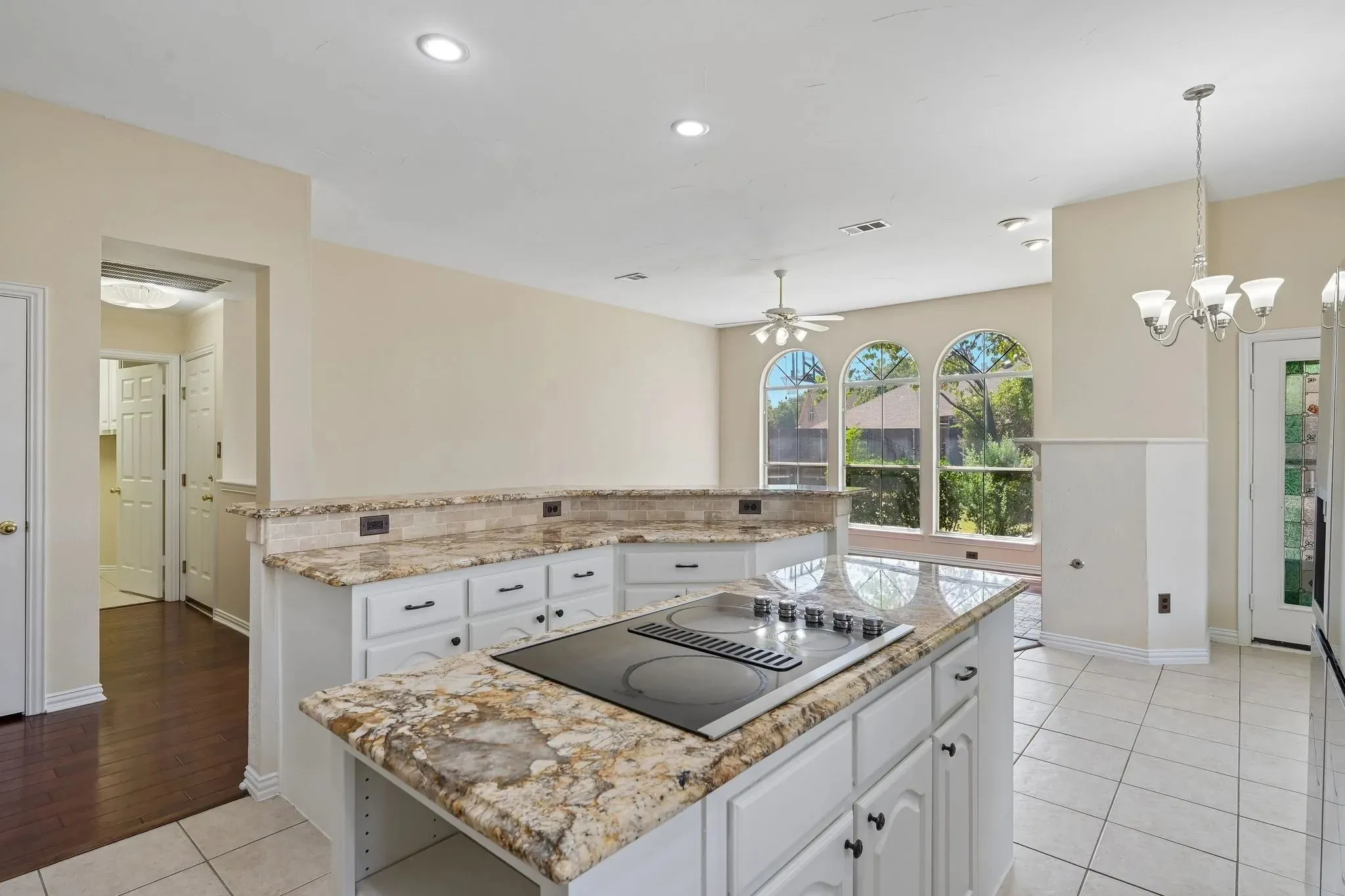 Single Family Residence For Rent in Dallas County , 525 Blackfield Drive, Coppell, Texas 75019, 4 Bedroom, 4 Bathroom, 2 Garage spaces, 3,285 Sqft, built in 1997, mls#21401098, Real Estate Agent in Coppell, Homes For Rent in Dallas county, Homes For Rent in Coppell, Realtor in Coppell Texas, Real Estate Brokerage Independent Realty Texas, Luminita Cordes Realtor