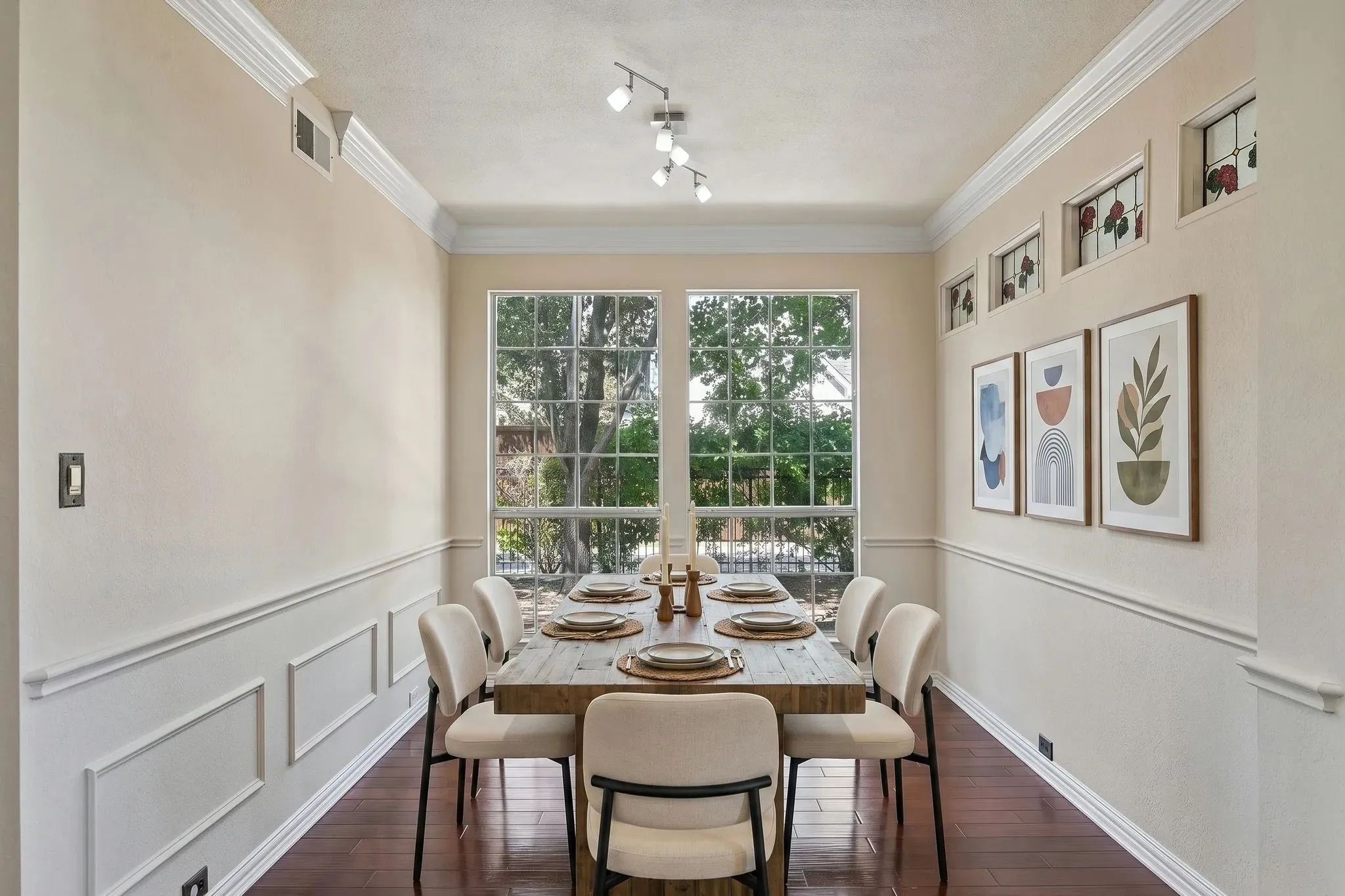 Single Family Residence For Rent in Dallas County , 525 Blackfield Drive, Coppell, Texas 75019, 4 Bedroom, 4 Bathroom, 2 Garage spaces, 3,285 Sqft, built in 1997, mls#21401098, Real Estate Agent in Coppell, Homes For Rent in Dallas county, Homes For Rent in Coppell, Realtor in Coppell Texas, Real Estate Brokerage Independent Realty Texas, Luminita Cordes Realtor