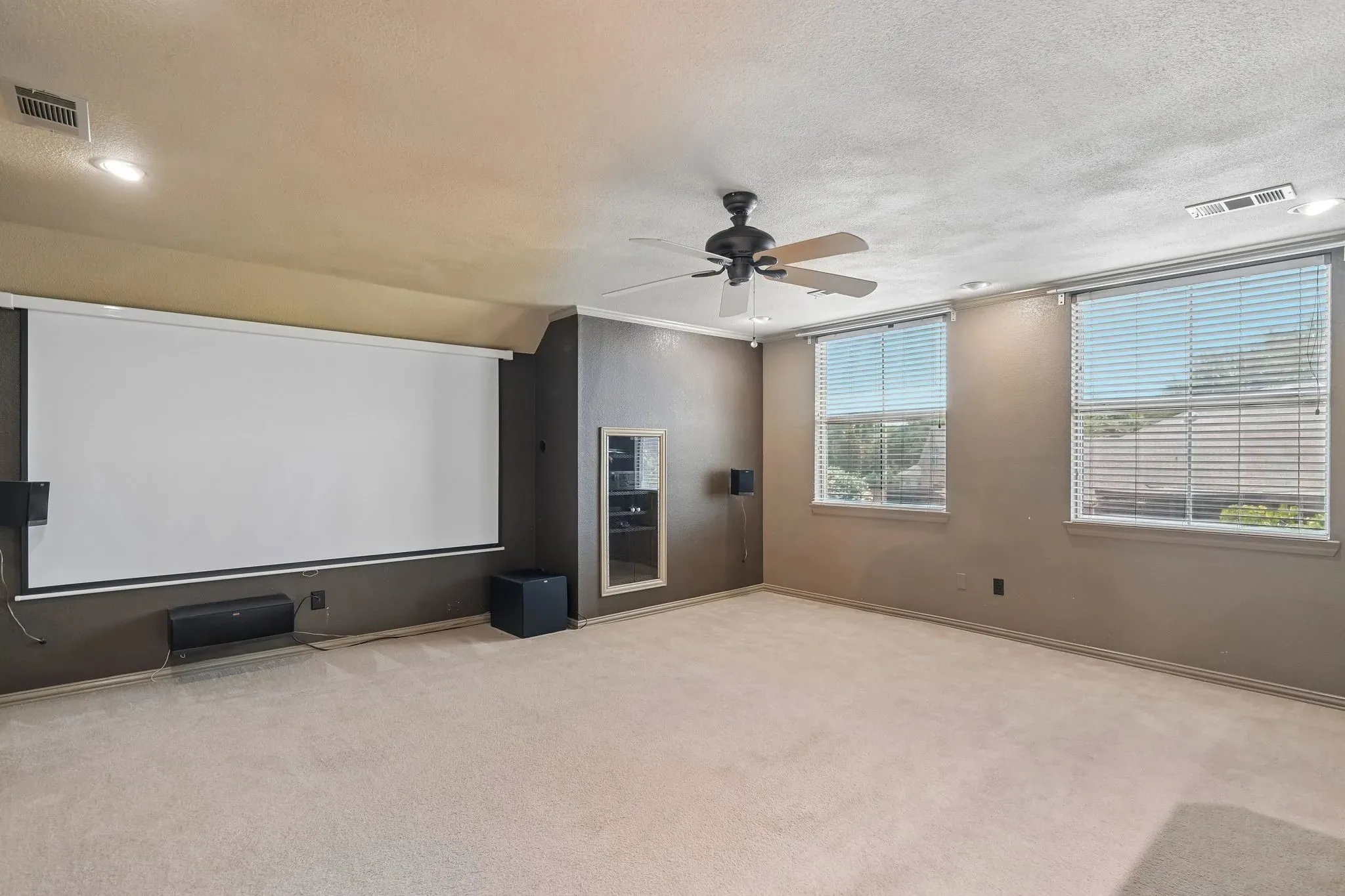 Single Family Residence For Rent in Dallas County , 525 Blackfield Drive, Coppell, Texas 75019, 4 Bedroom, 4 Bathroom, 2 Garage spaces, 3,285 Sqft, built in 1997, mls#21401098, Real Estate Agent in Coppell, Homes For Rent in Dallas county, Homes For Rent in Coppell, Realtor in Coppell Texas, Real Estate Brokerage Independent Realty Texas, Luminita Cordes Realtor