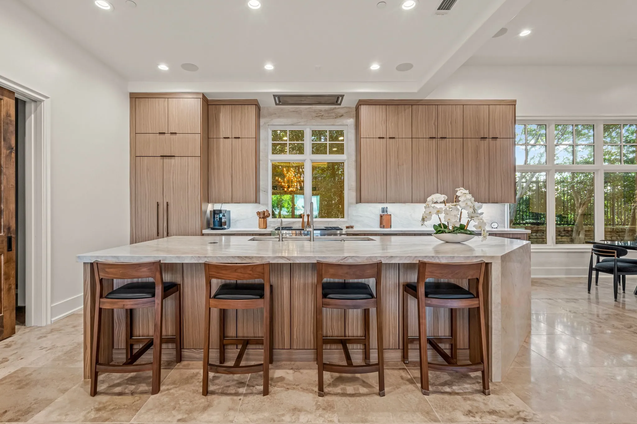 Single Family Residence For Sale in Tarrant County , 2317 Cedar Elm Terrace, Westlake, Texas 76262, 3 Bedroom, 5 Bathroom, 3 Garage spaces, 4,779 Sqft, built in 2005, mls#21402143, Real Estate Agent in Westlake, Homes For Sale in Tarrant county, Homes For Sale in Westlake, Realtor in Westlake Texas, Real Estate Brokerage Independent Realty Texas, Luminita Cordes Realtor