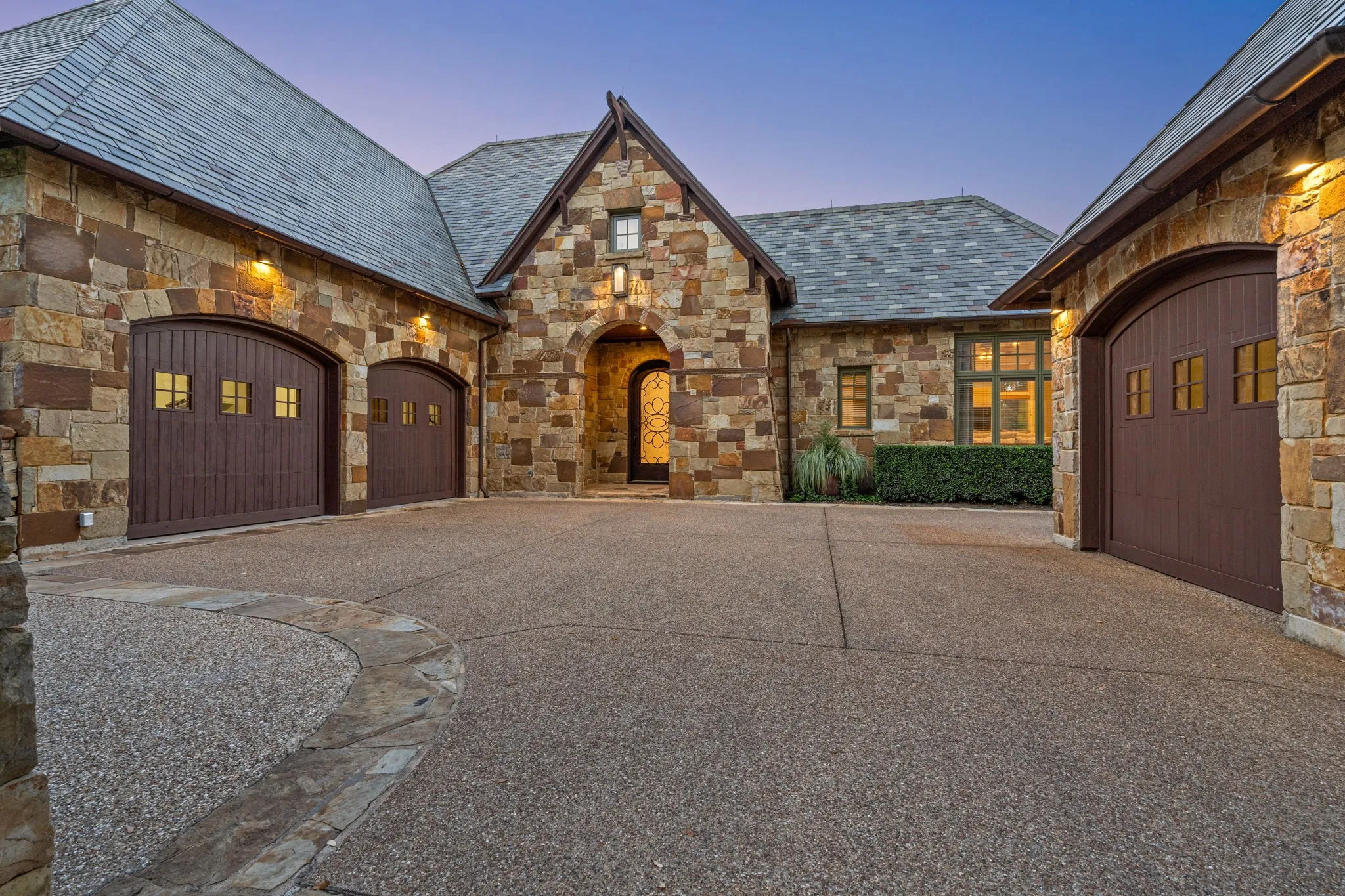 Single Family Residence For Sale in Tarrant County , 2317 Cedar Elm Terrace, Westlake, Texas 76262, 3 Bedroom, 5 Bathroom, 3 Garage spaces, 4,779 Sqft, built in 2005, mls#21402143, Real Estate Agent in Westlake, Homes For Sale in Tarrant county, Homes For Sale in Westlake, Realtor in Westlake Texas, Real Estate Brokerage Independent Realty Texas, Luminita Cordes Realtor