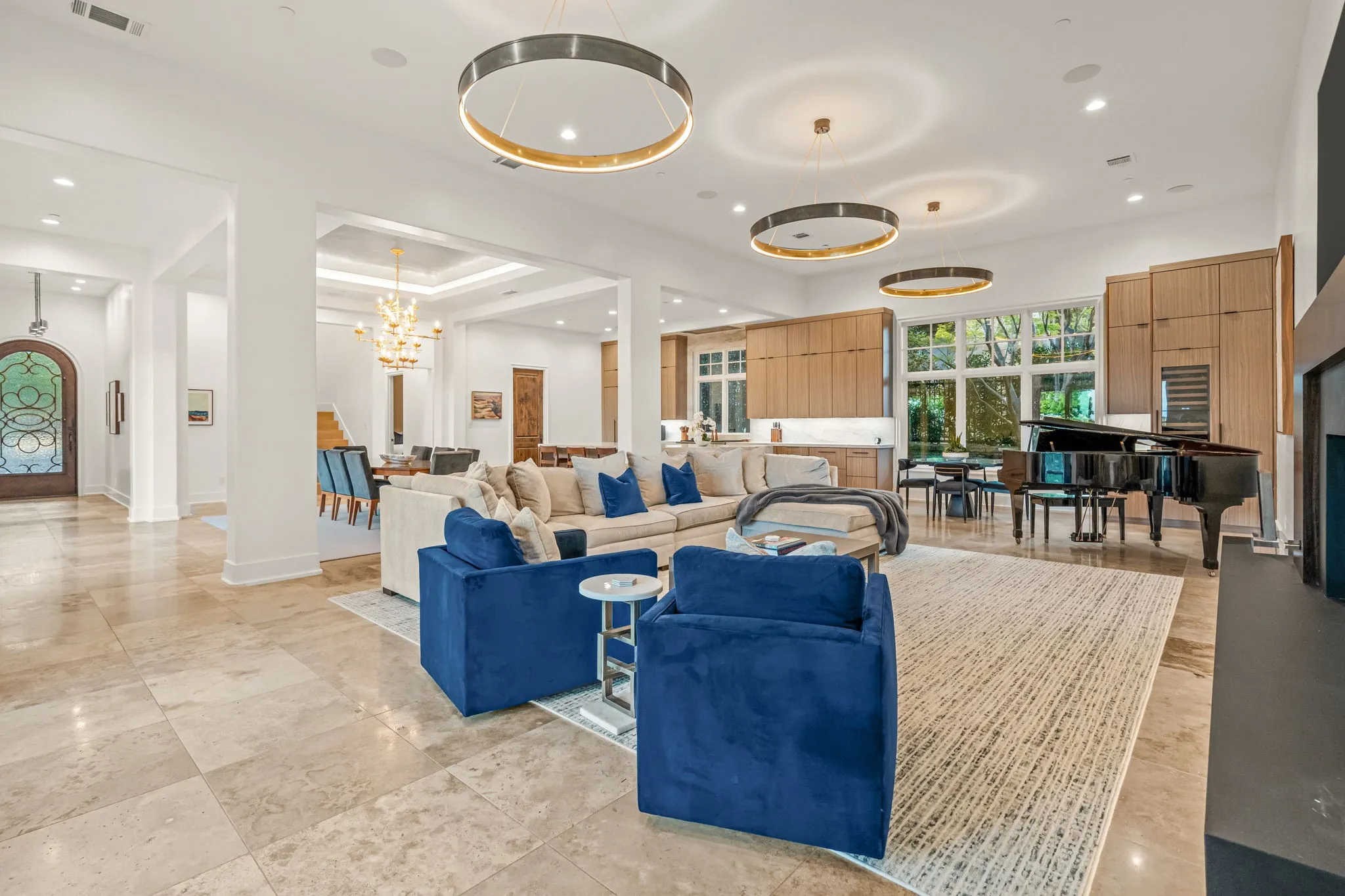 Single Family Residence For Sale in Tarrant County , 2317 Cedar Elm Terrace, Westlake, Texas 76262, 3 Bedroom, 5 Bathroom, 3 Garage spaces, 4,779 Sqft, built in 2005, mls#21402143, Real Estate Agent in Westlake, Homes For Sale in Tarrant county, Homes For Sale in Westlake, Realtor in Westlake Texas, Real Estate Brokerage Independent Realty Texas, Luminita Cordes Realtor