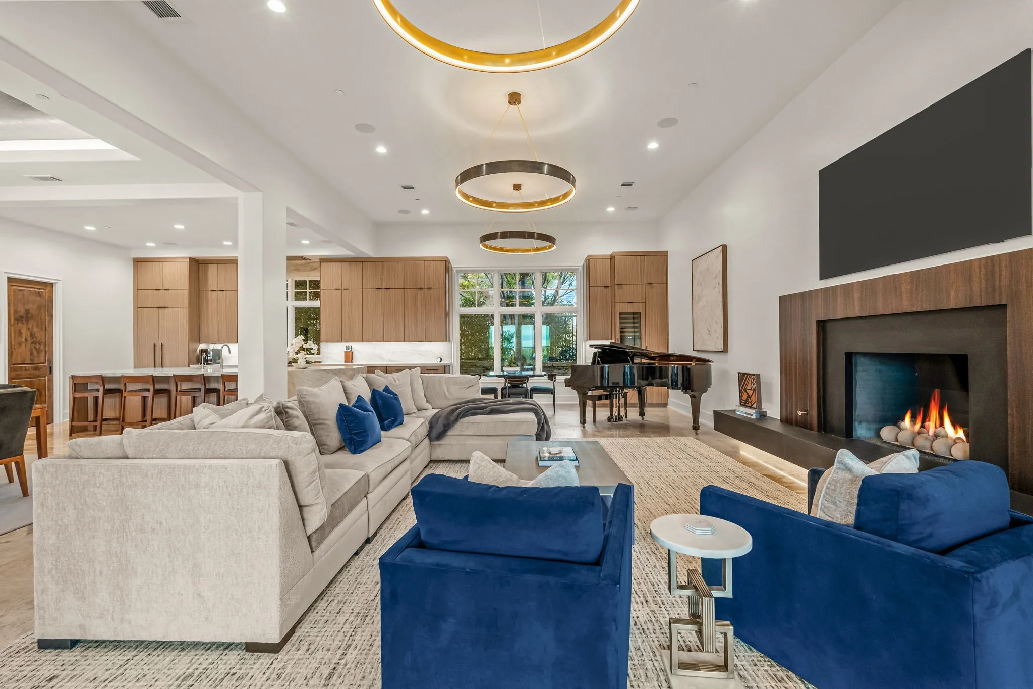 Single Family Residence For Sale in Tarrant County , 2317 Cedar Elm Terrace, Westlake, Texas 76262, 3 Bedroom, 5 Bathroom, 3 Garage spaces, 4,779 Sqft, built in 2005, mls#21402143, Real Estate Agent in Westlake, Homes For Sale in Tarrant county, Homes For Sale in Westlake, Realtor in Westlake Texas, Real Estate Brokerage Independent Realty Texas, Luminita Cordes Realtor