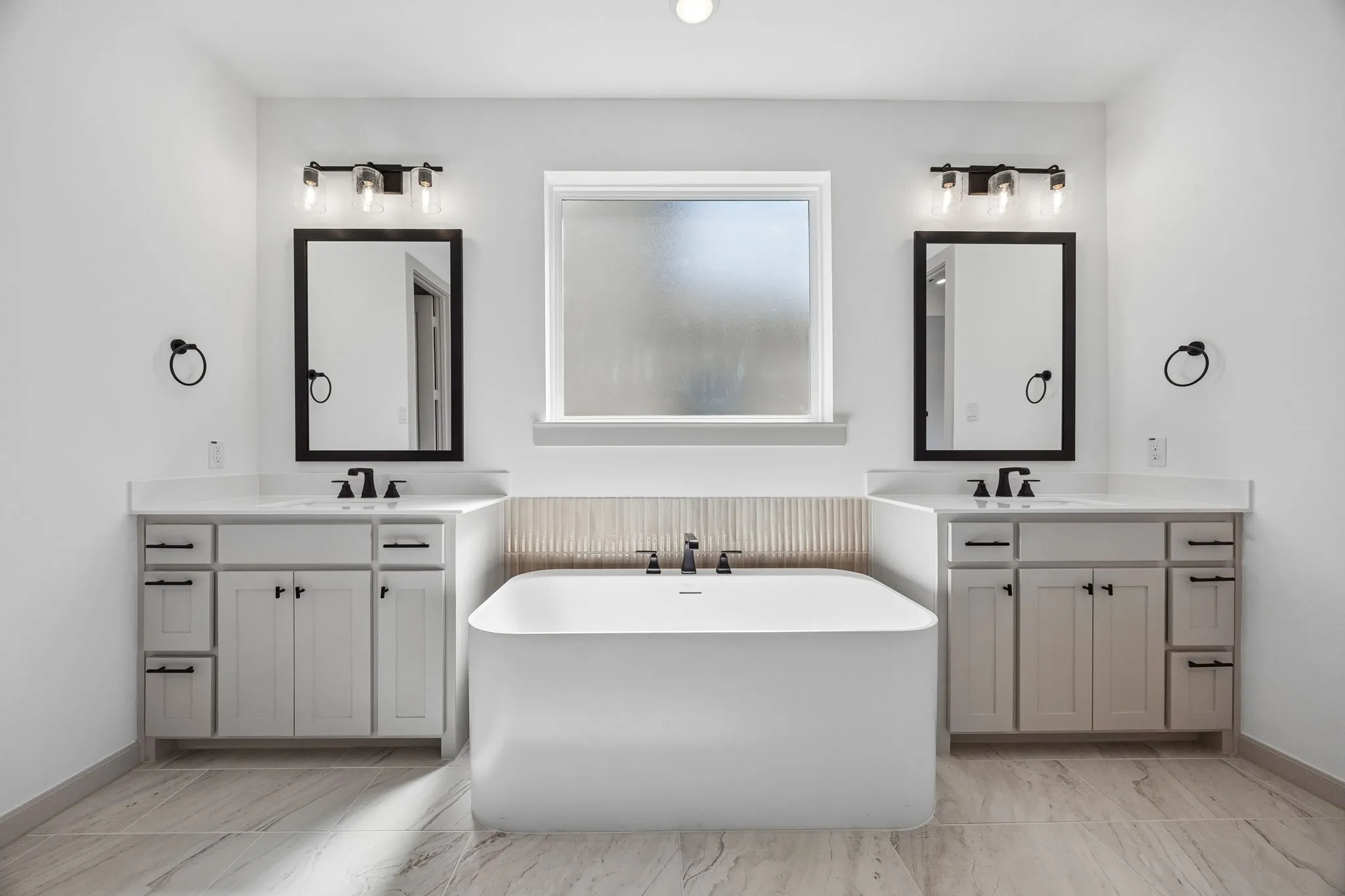 Plenty of room for two in this dream owner's bath!