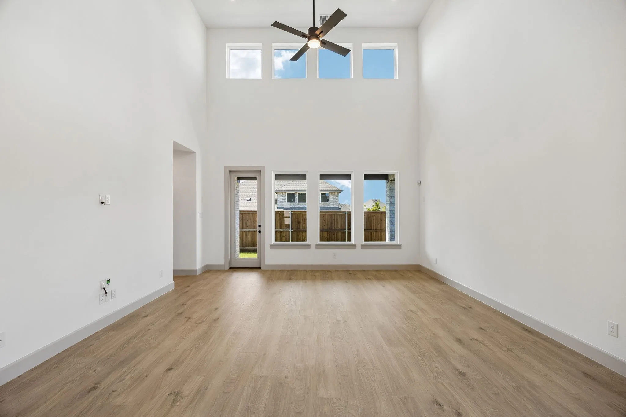 Spacious and flooded with natural light, our Tristan plan offers a family room that can host the entire family!
